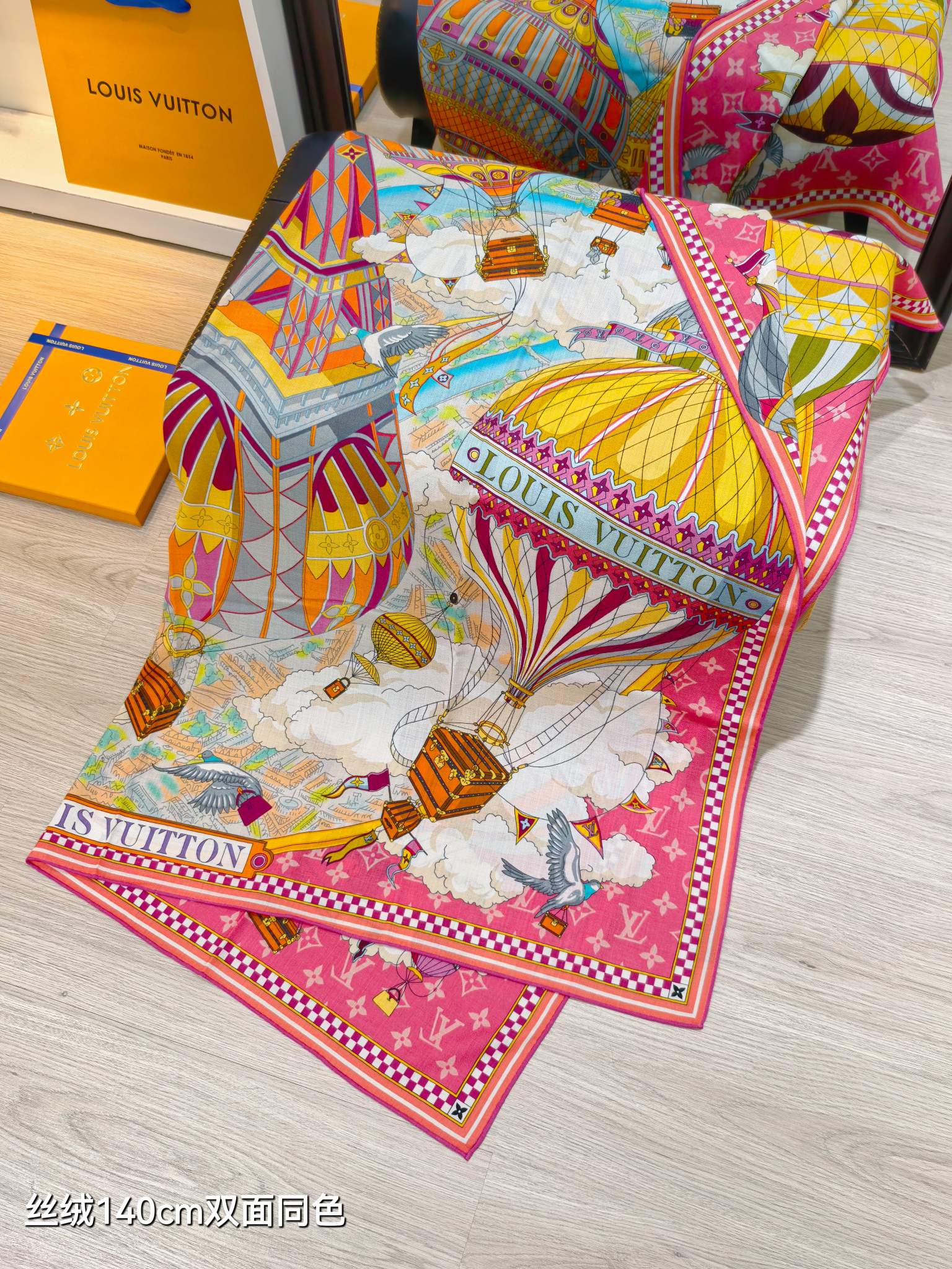 ❄RLV2557双面同色 140x140cm 70%羊绒30%真丝LV《》