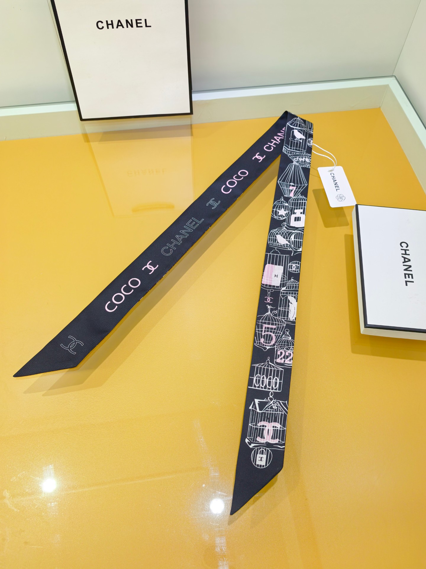 NO:772327,PCC2598 6Xcm, silk double-layered double-sided Chanel [] scarves, ribbons, hair bundles, chanel, real silk19860909PCC2598 6Xcm,真丝双层双面 香奈儿【】丝巾,飘带，发束,chanel,real silk,accessory
