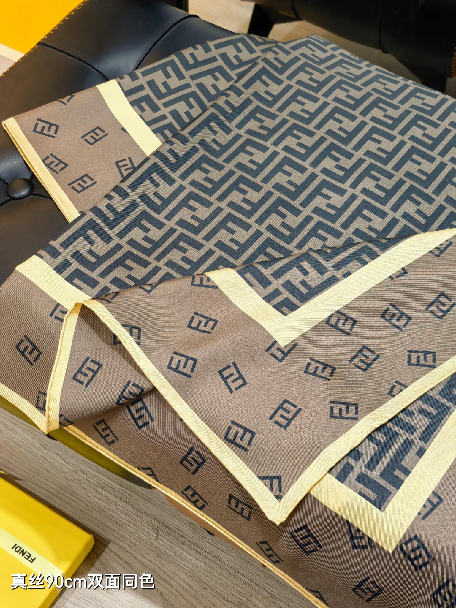 🌼SFD251118姆米双面 90x90cm斜纹真丝芬迪《》