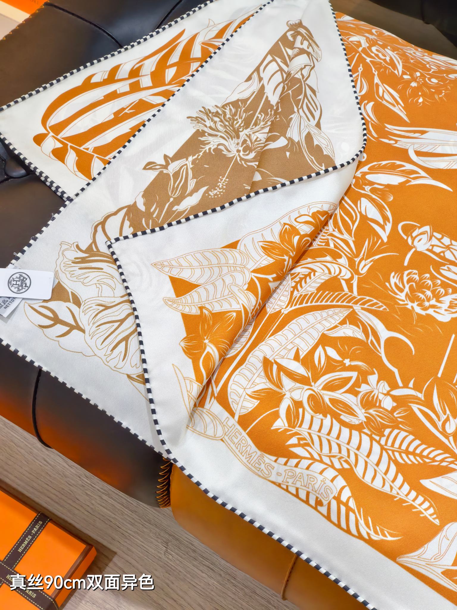 🌼SHMS259718姆米双面异色 90x90cm斜纹真丝爱马仕《红鹤派对图腾版》