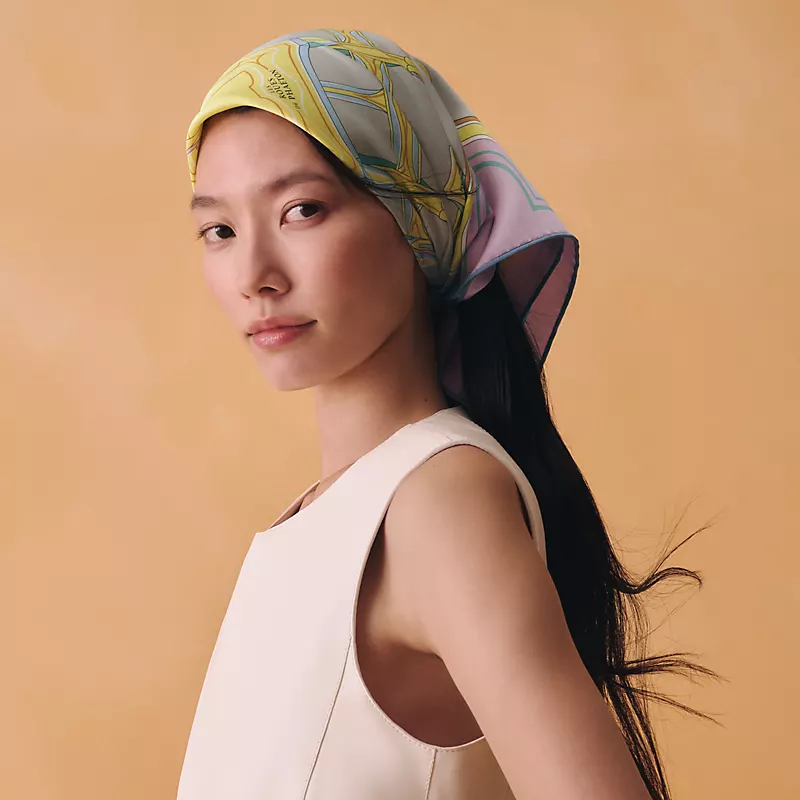 🌼SHMS261718姆米双面  90x90cm斜纹真丝爱马仕《法厄同之轮》