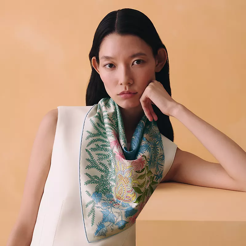 🌼SHMS261918姆米双面  90x90cm斜纹真丝爱马仕《画家们的花园》