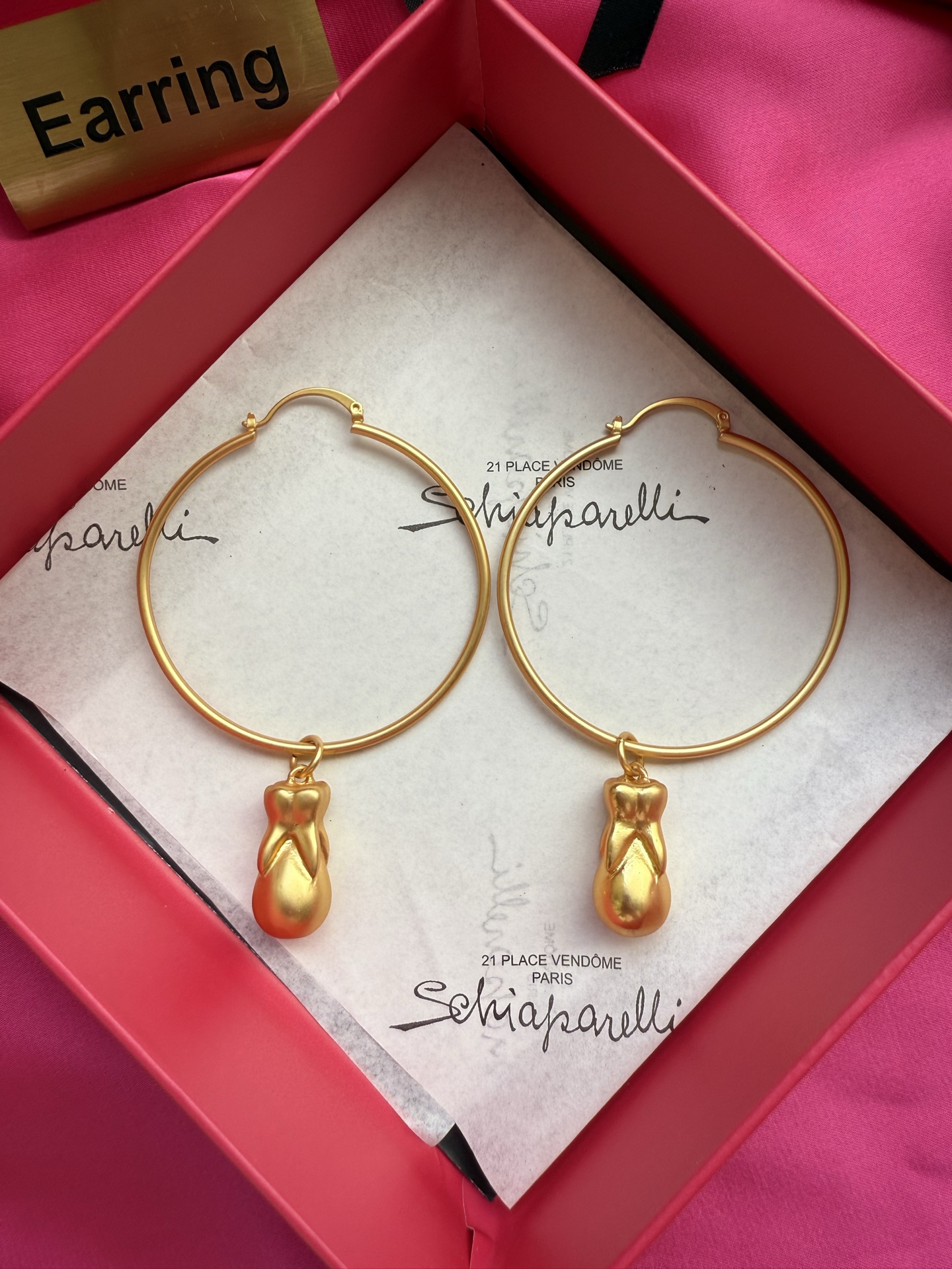 Серьги Schiaparelli с подвесками в виде балетных туфелек