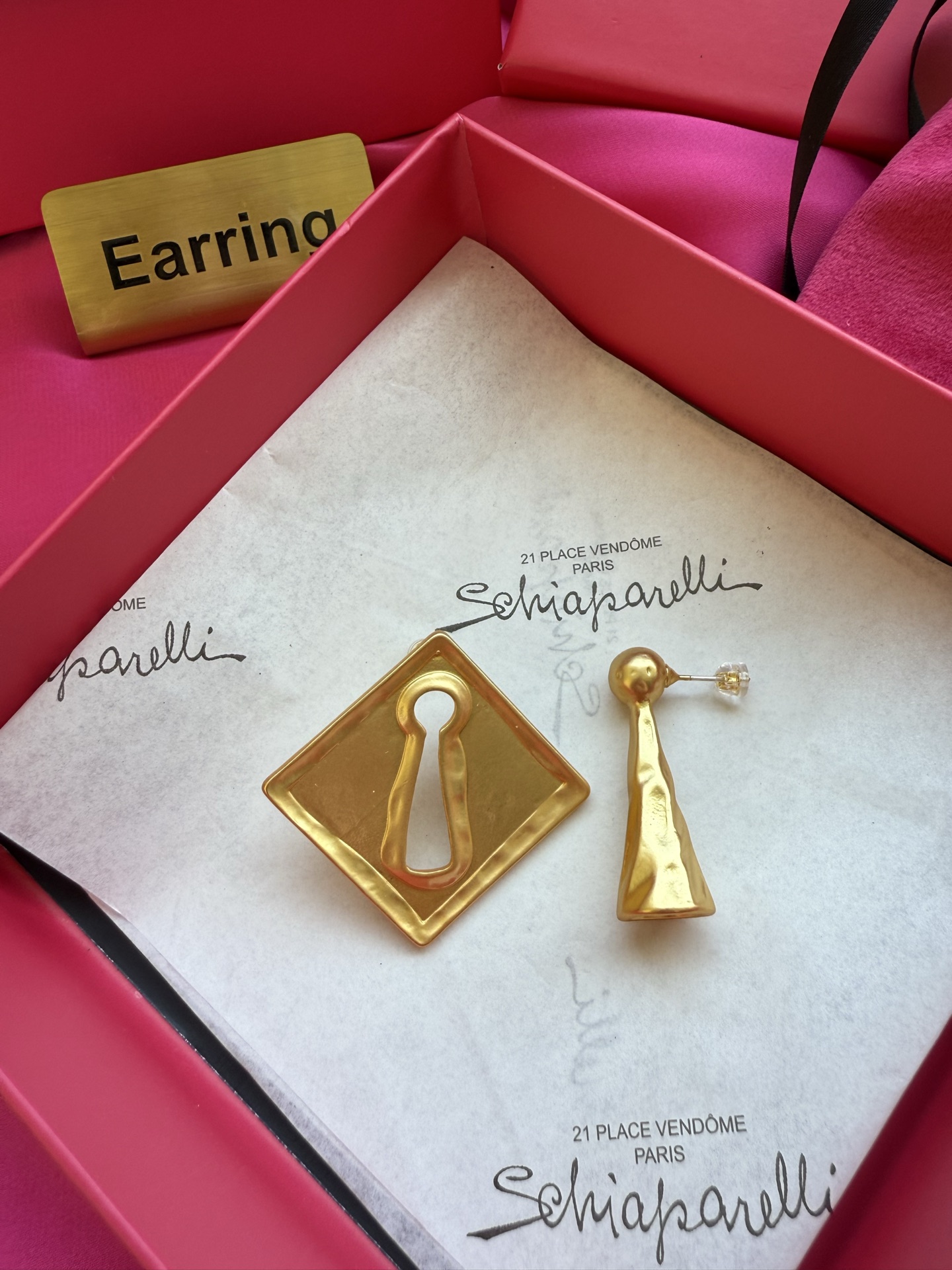 Серьги Schiaparelli