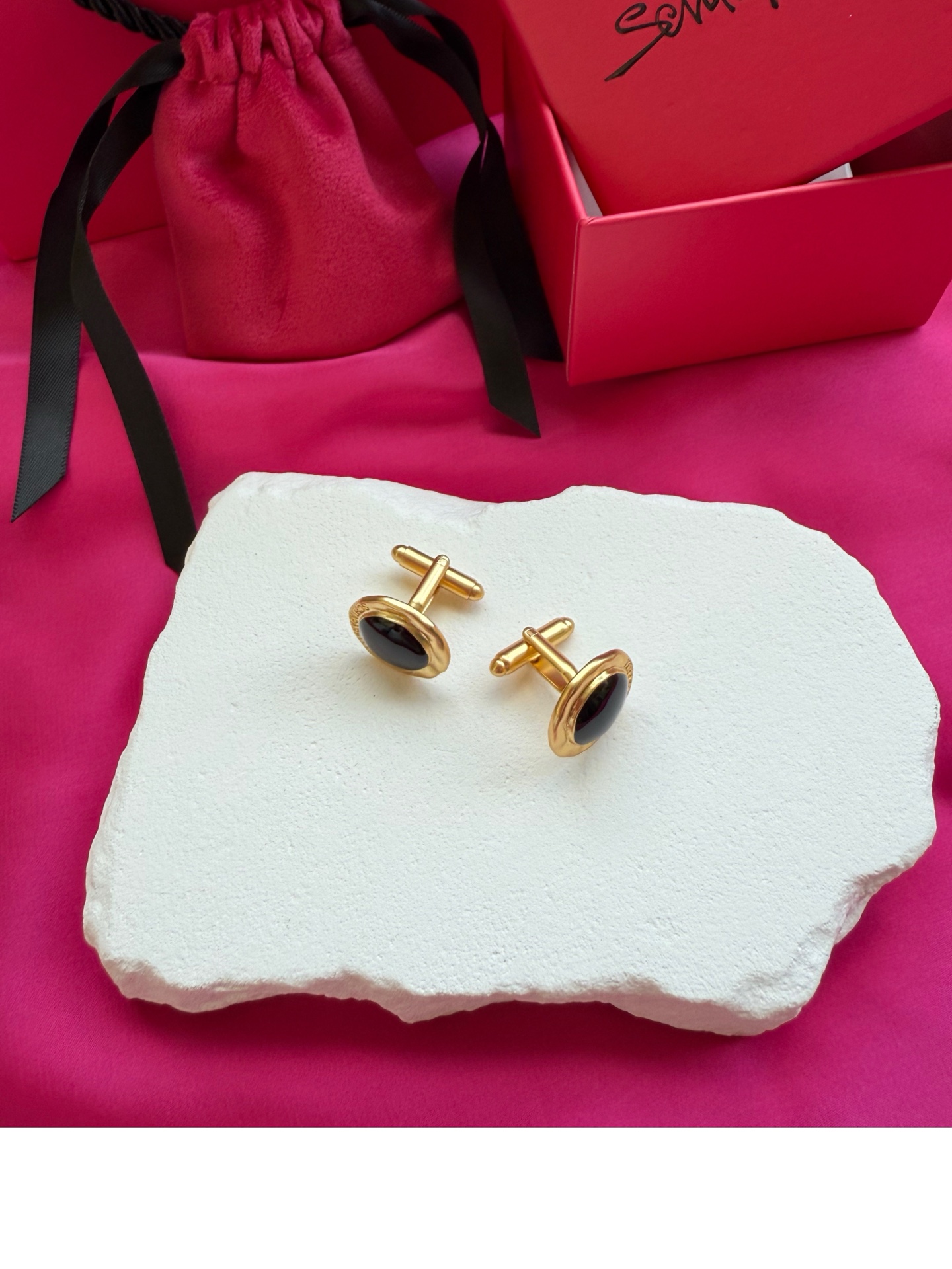 Серьги Schiaparelli
