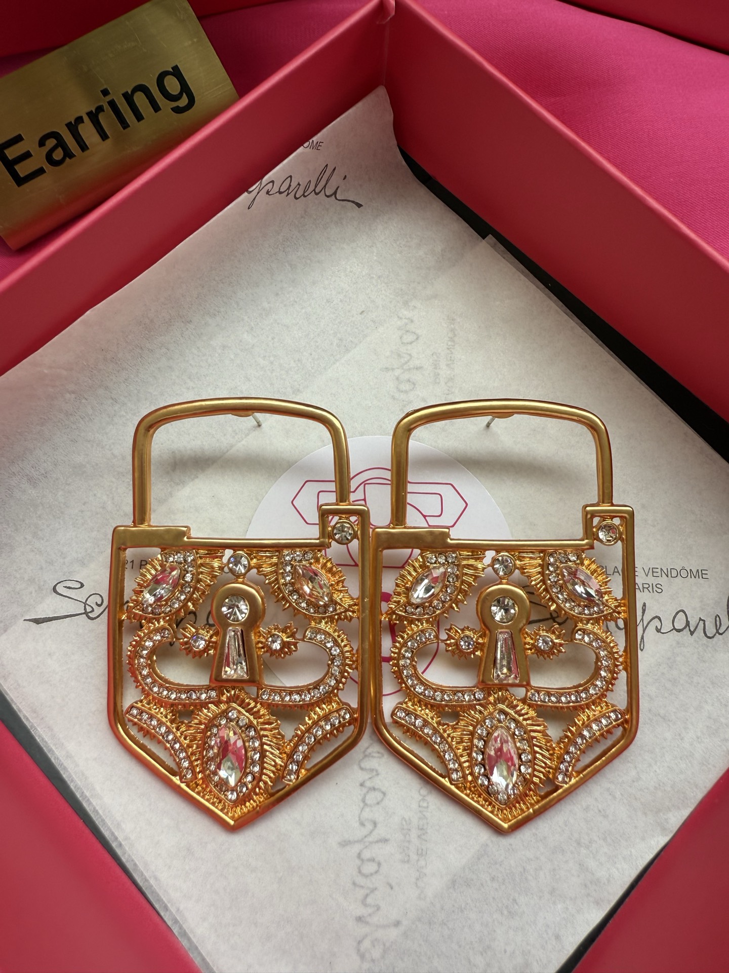 Серьги в форме замка с кристаллами Schiaparelli