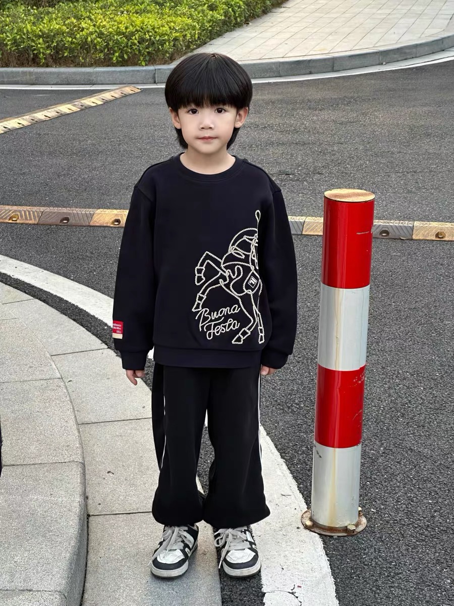 普拉达 Prada 高定典藏名品高定成衣时装外套连衣裙衬衫T恤 #1B160786 3