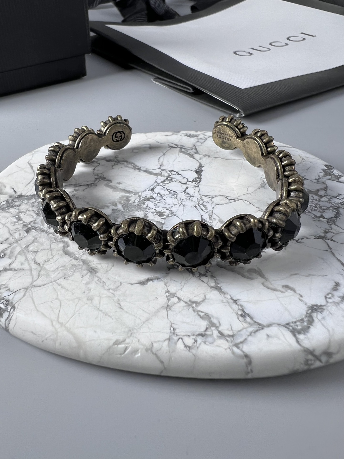  YHSZ065。Gucci 手镯