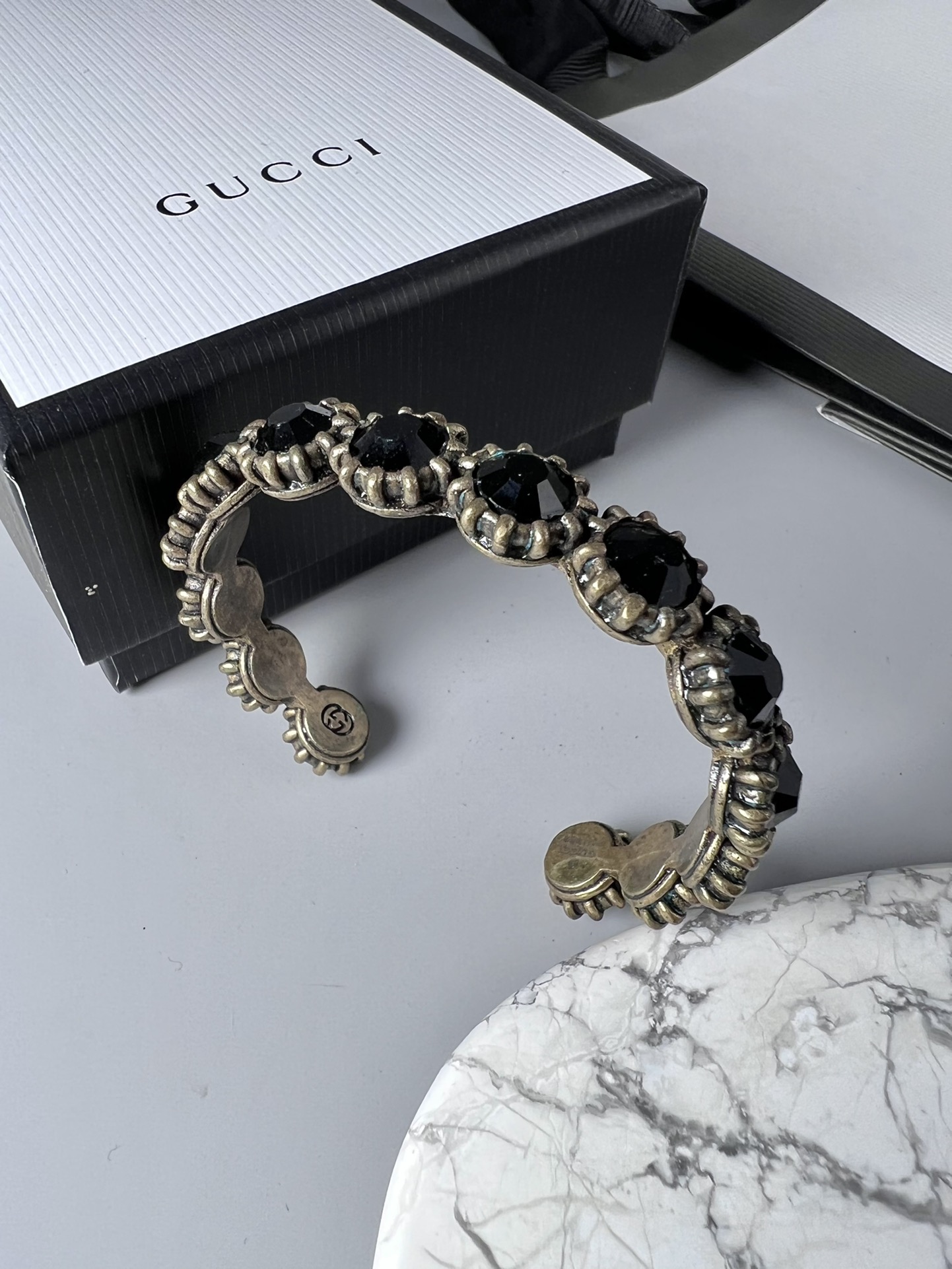  YHSZ065。Gucci 手镯