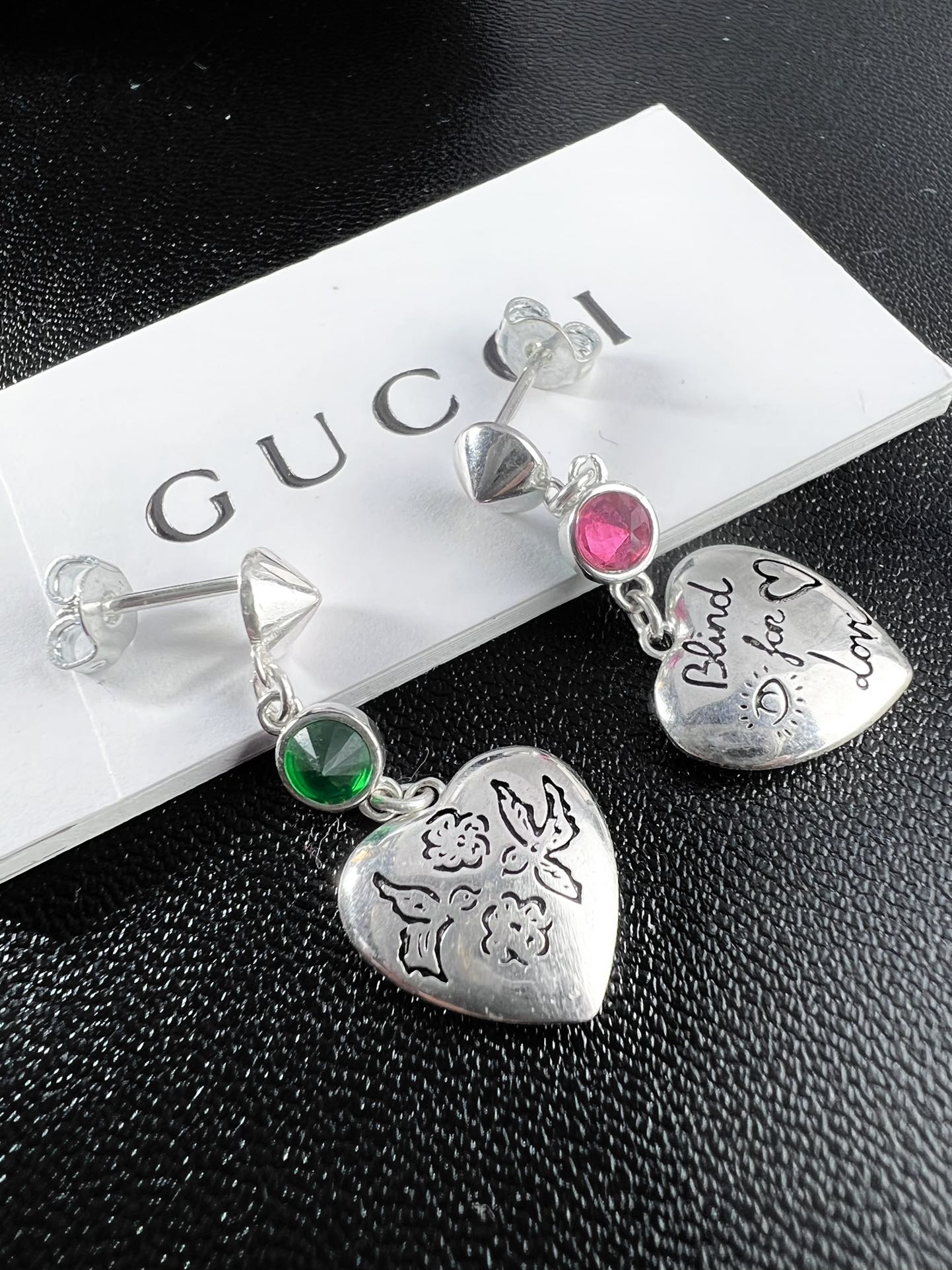 Gucci 爱心 耳钉