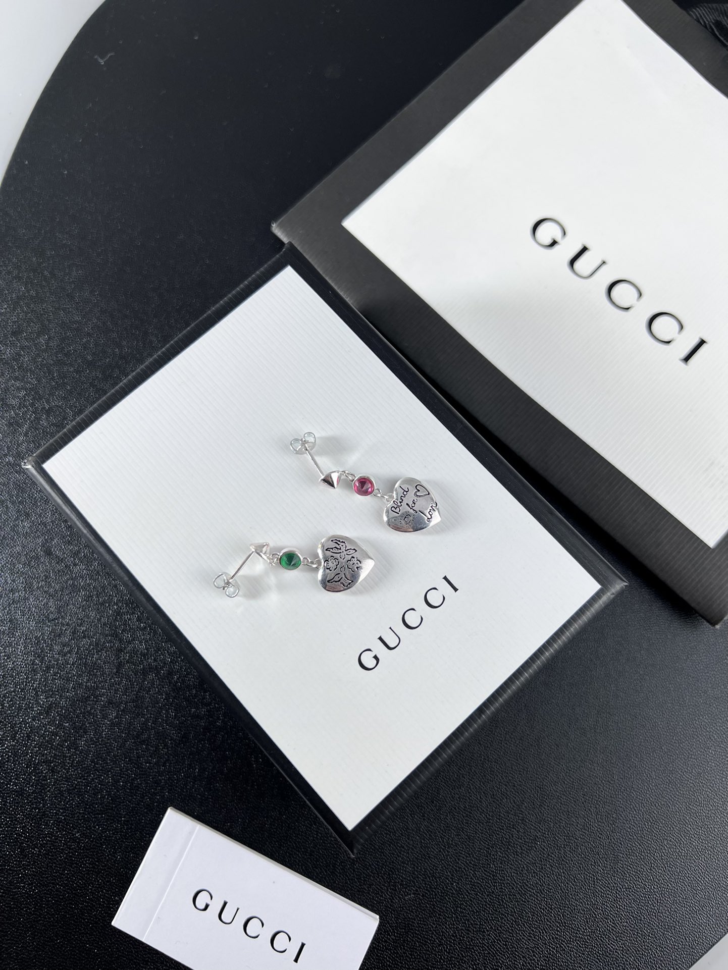 Gucci 爱心 耳钉