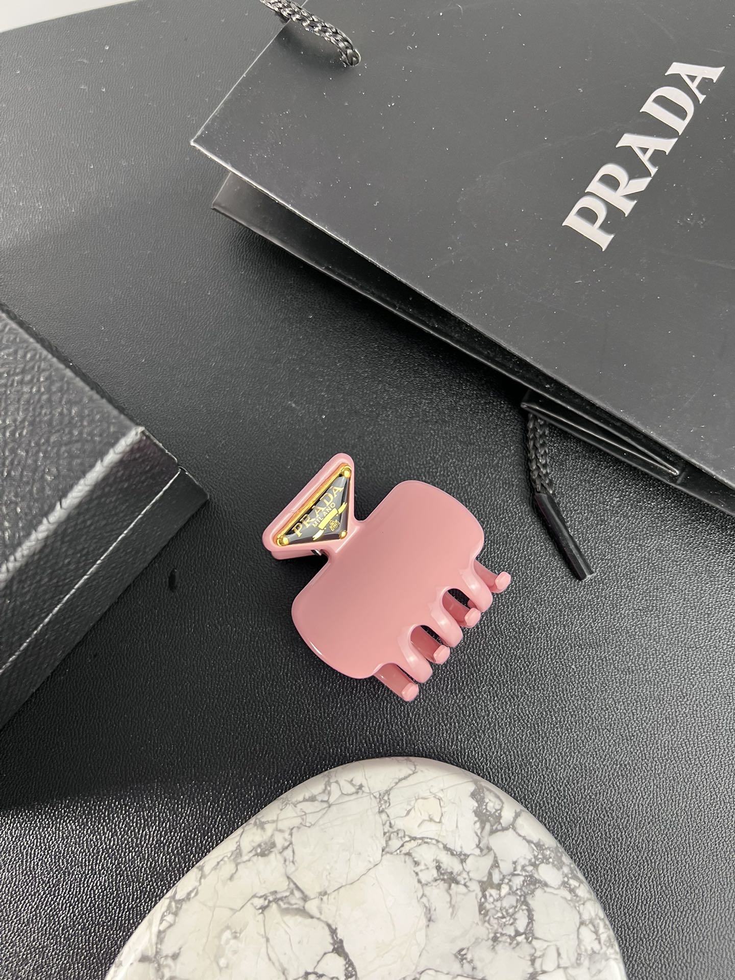 p150. Prada, black, pink, hair clip - 图片 6