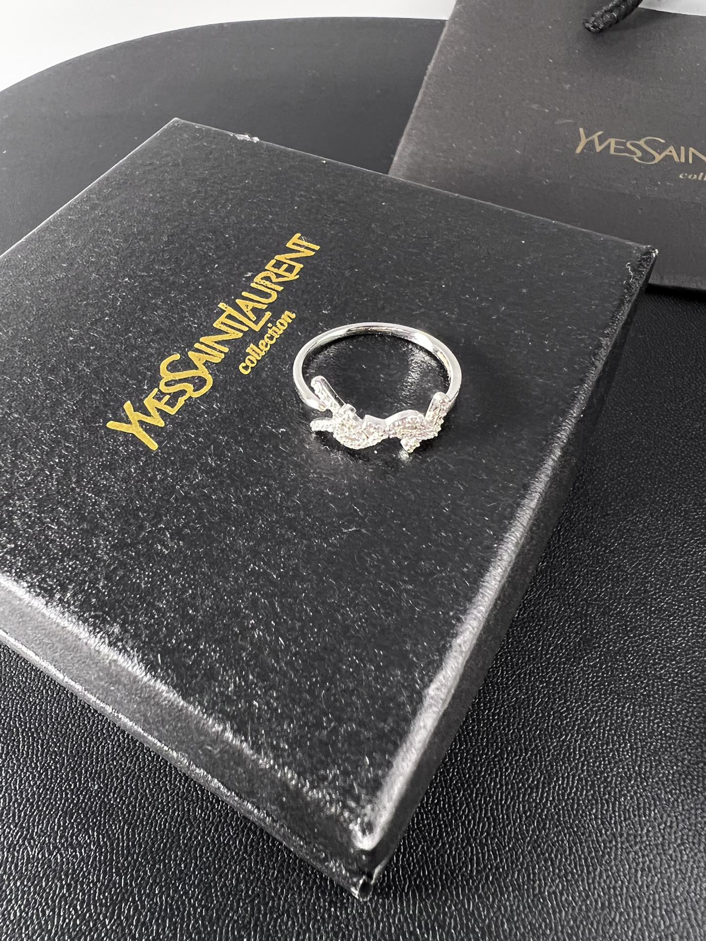 p260. YSL Saint Roland, ring - 图片 3