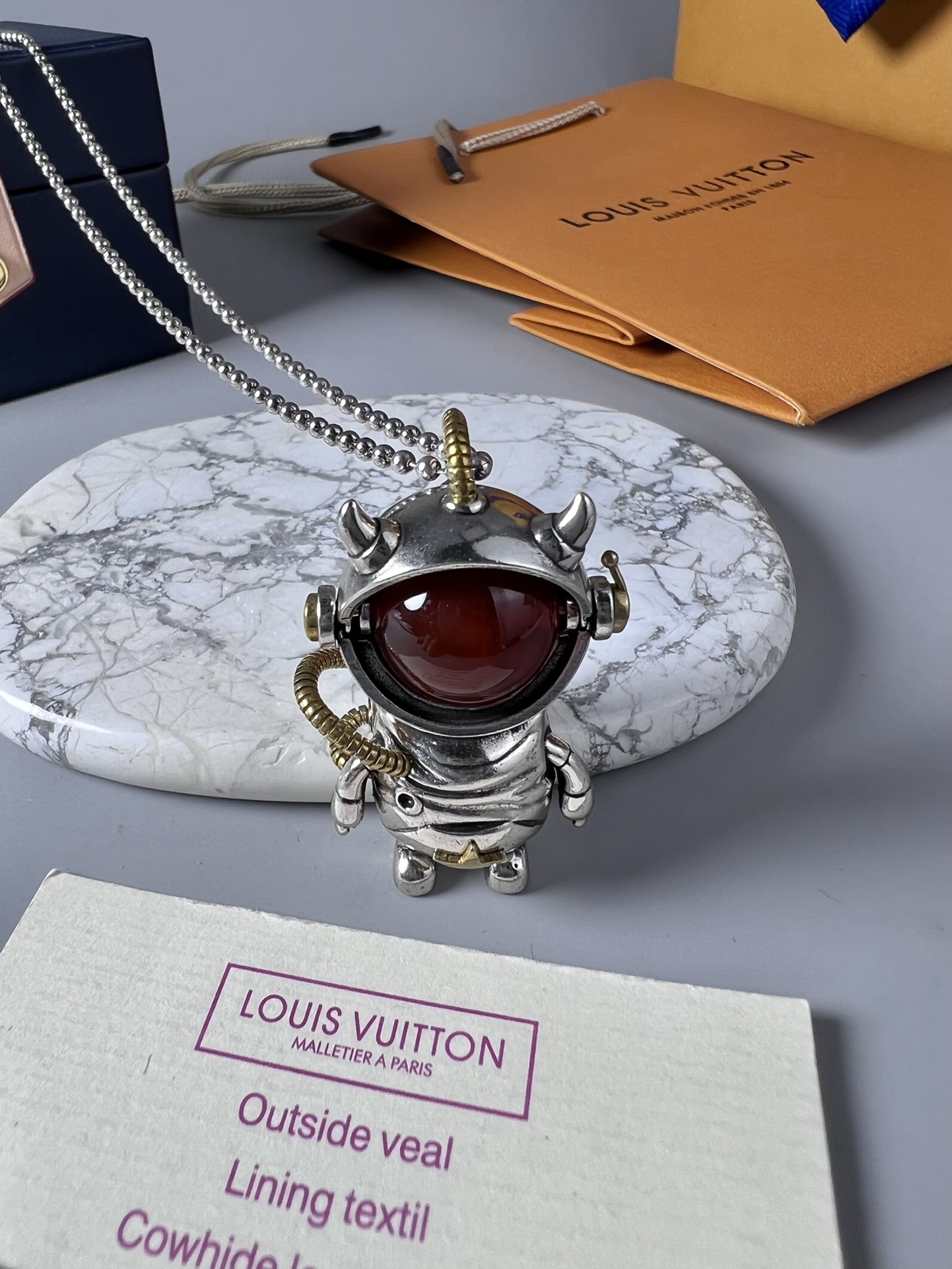 。LV 宇航员 限量版 项链礼品定制