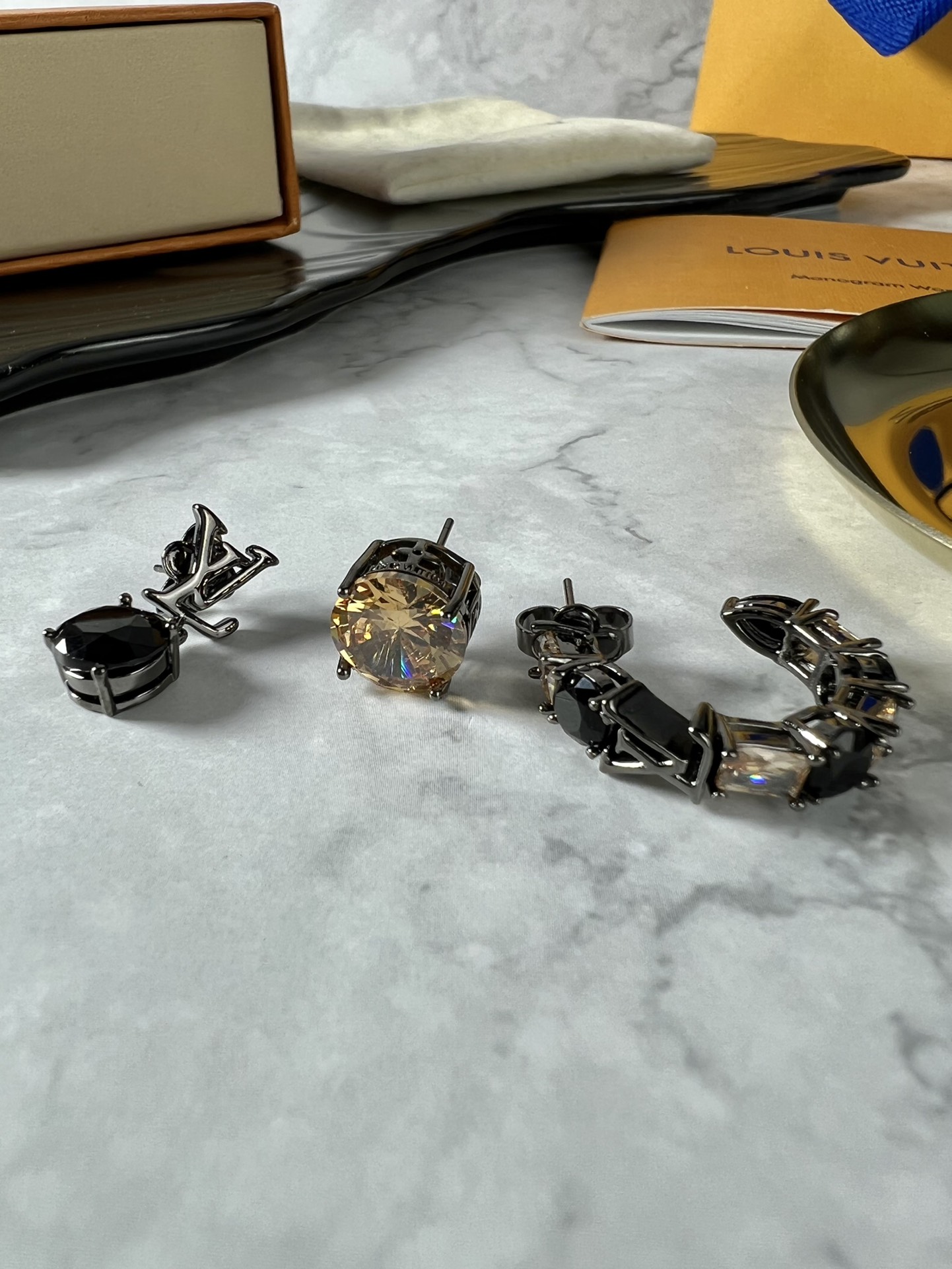 Replica Every Designer
 Louis Vuitton Jewelry Earring Buy Luxury 2023
 Set With Diamonds Men
