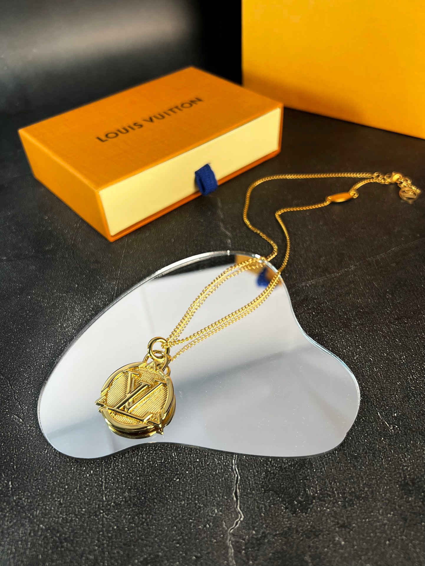 Louis Vuitton Jewelry Necklaces & Pendants Sellers Online