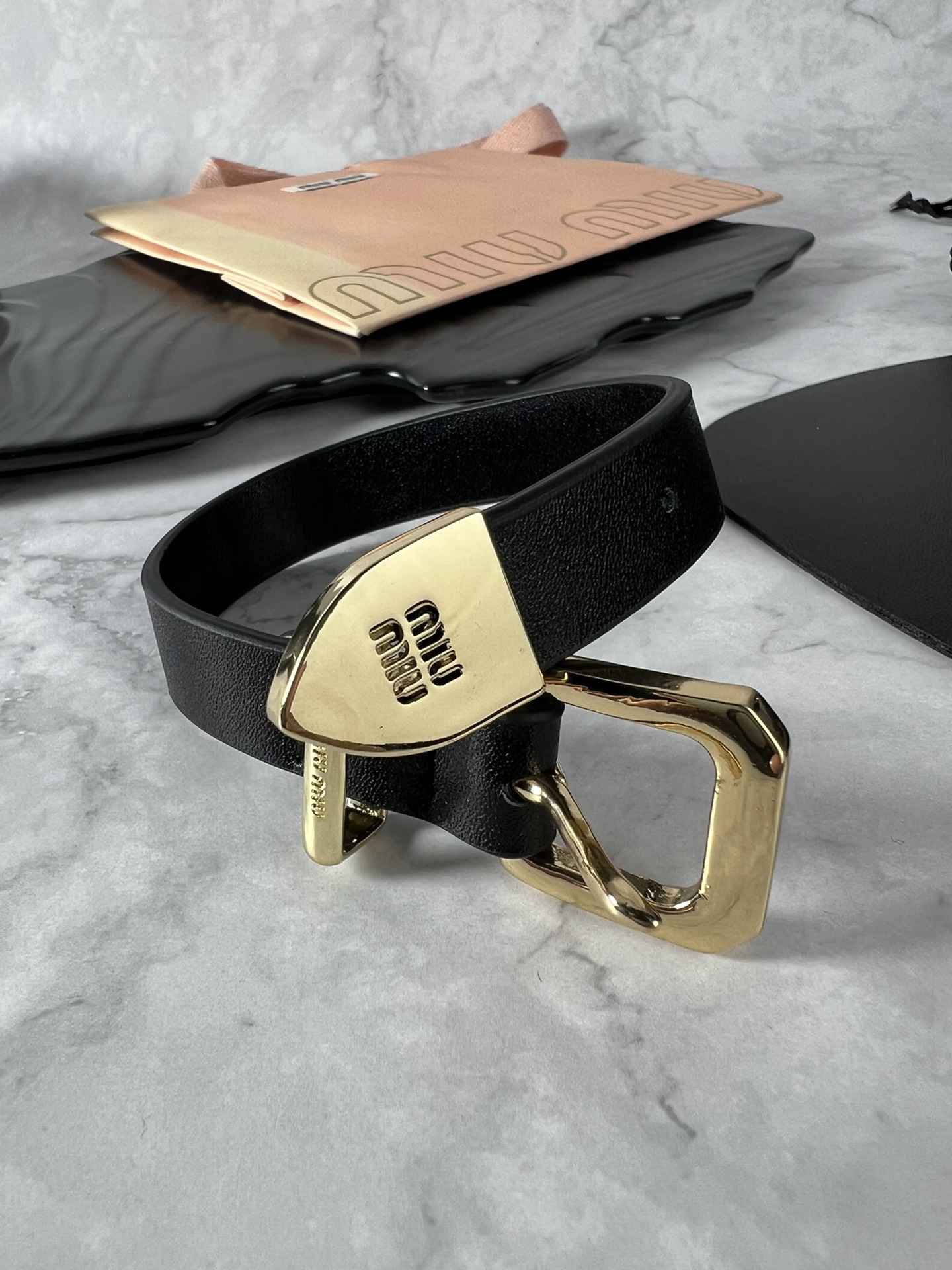 ¥425. MiuMiu Leather bracelet - 图片 2