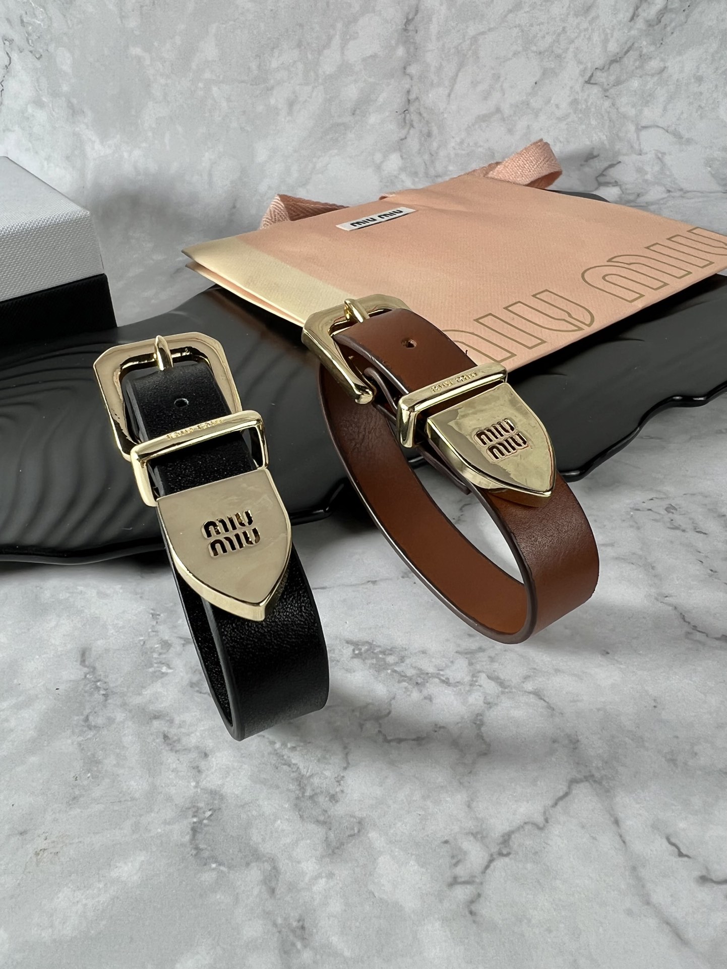 ¥425. MiuMiu Leather bracelet - 图片 4