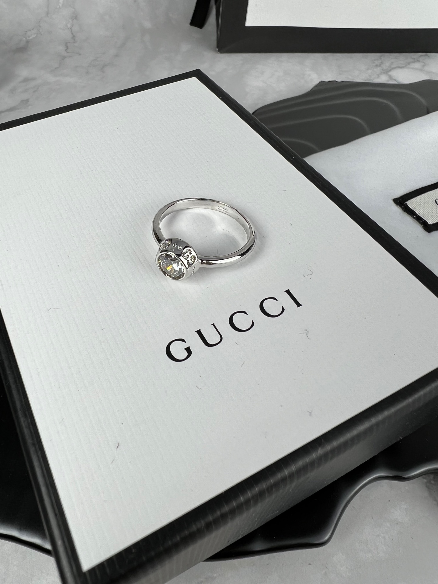 Gucci 戒指