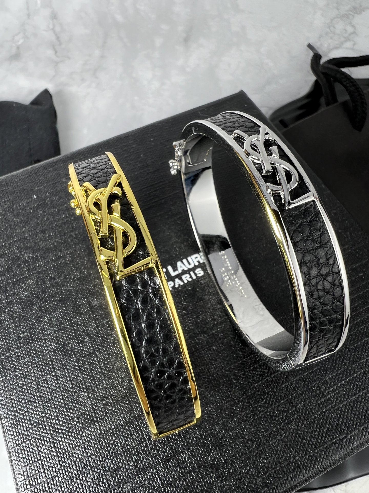 p213. YSL Saint Roland bracelet - 图片 9