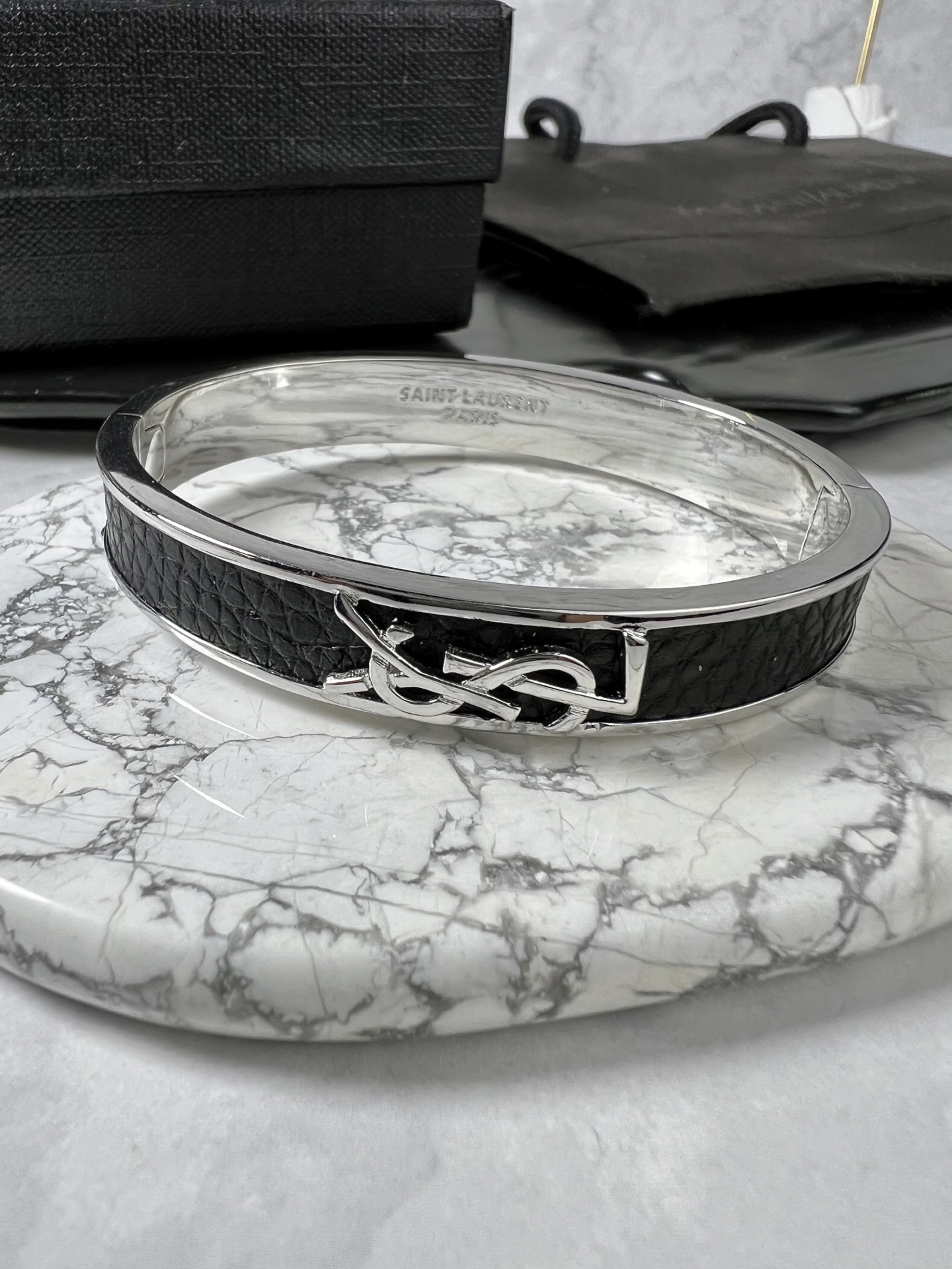 p213. YSL Saint Roland bracelet - 图片 1