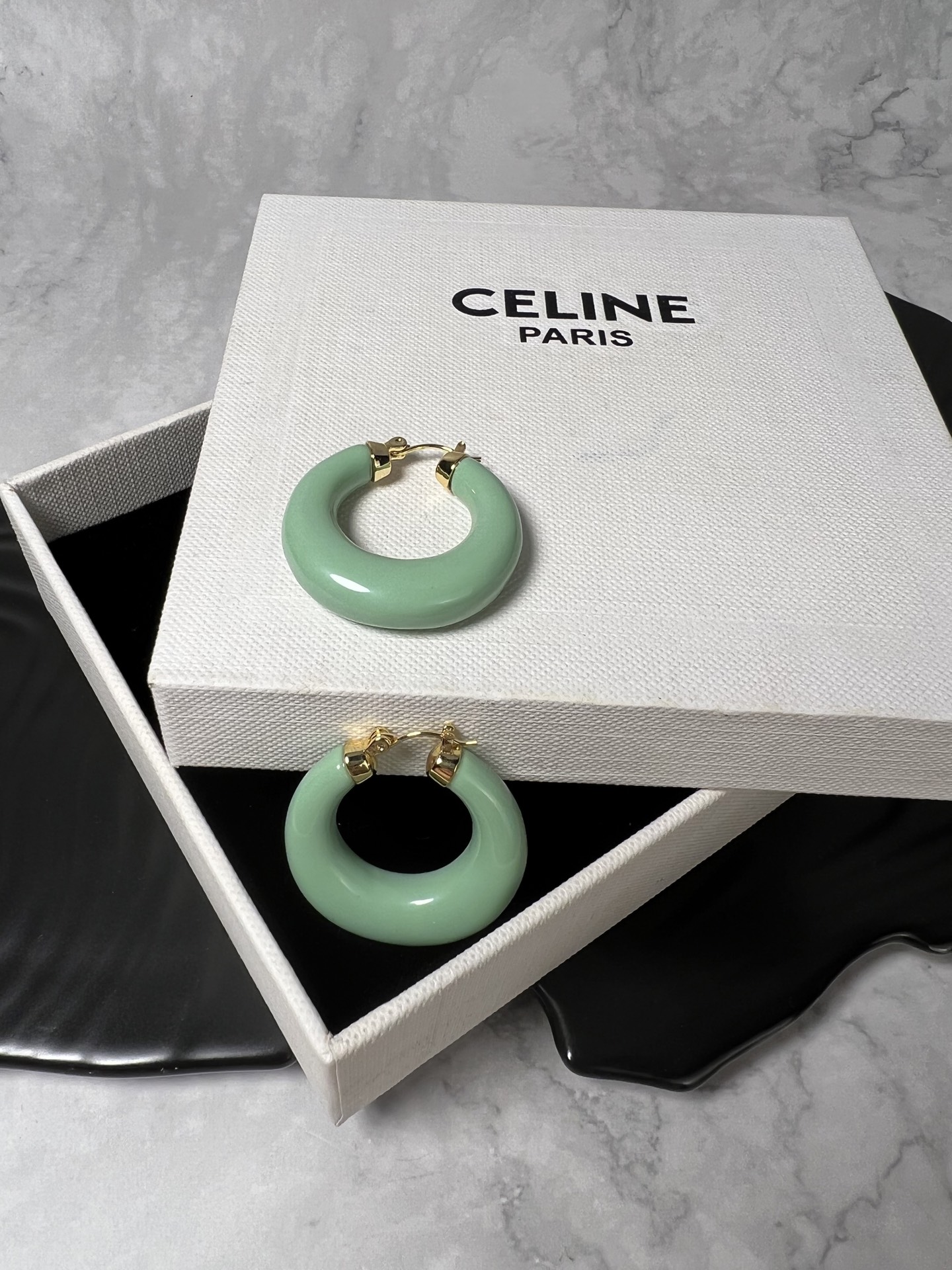 Celine 耳钉