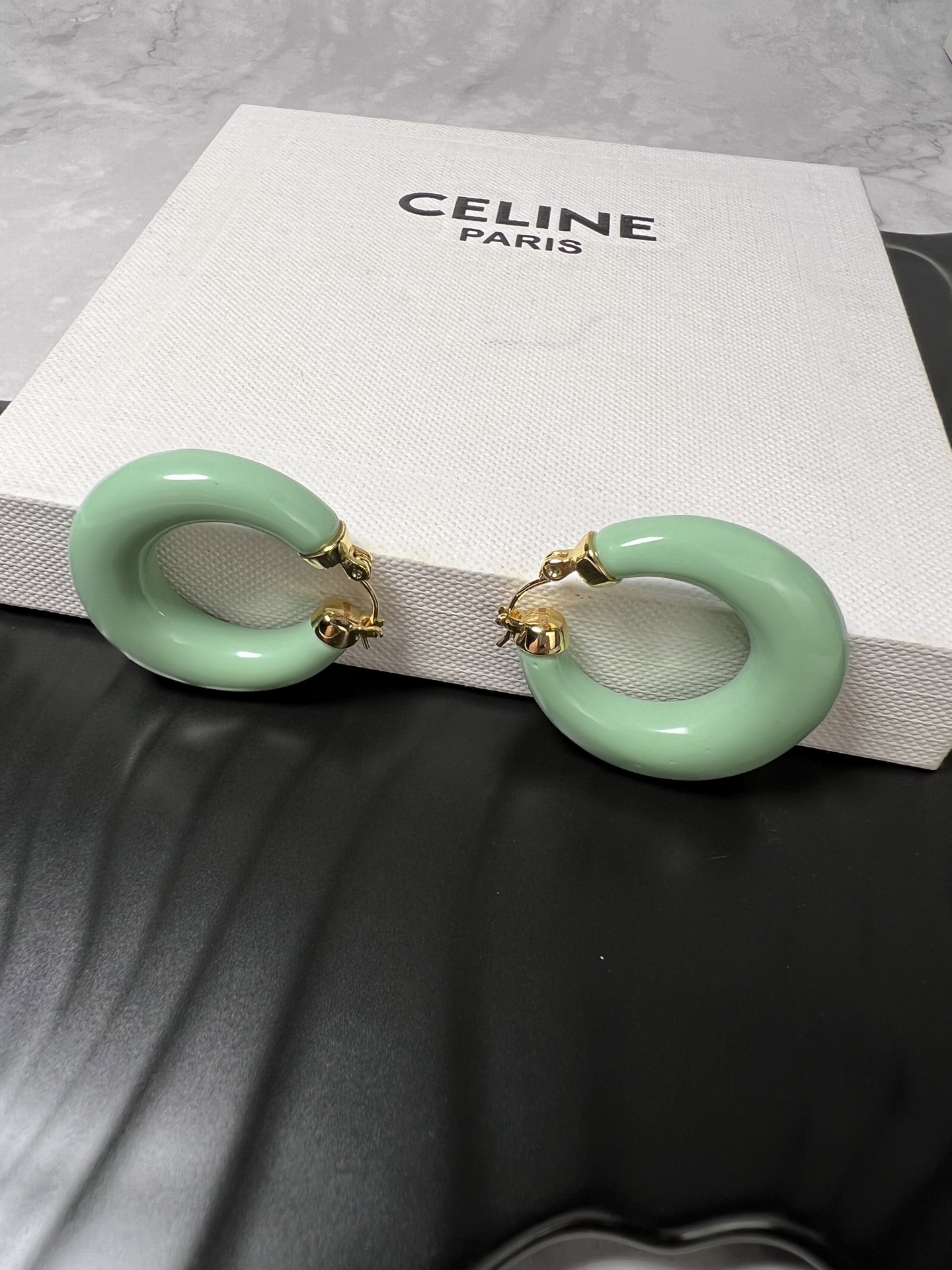 Celine 耳钉