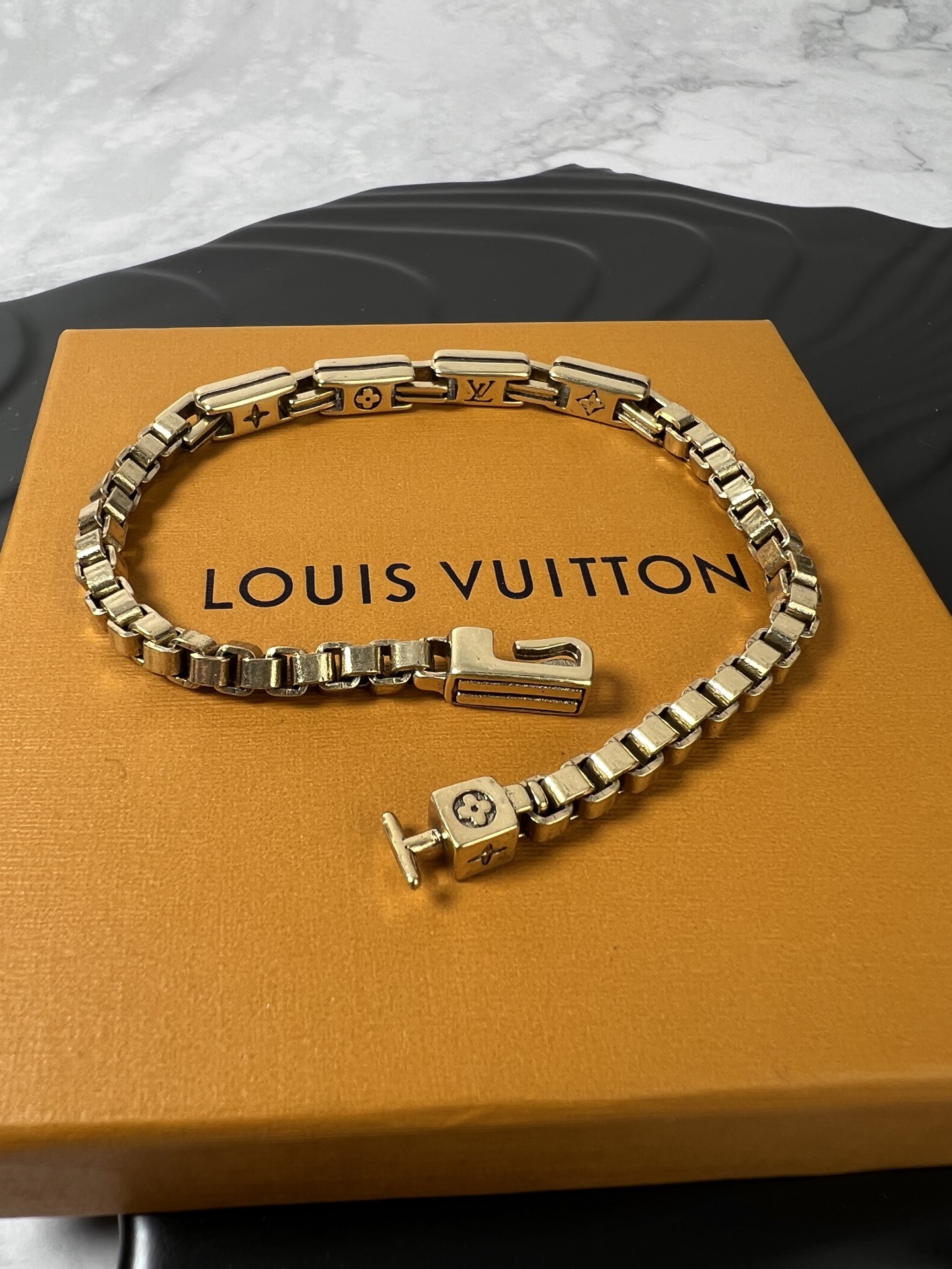  LV手链