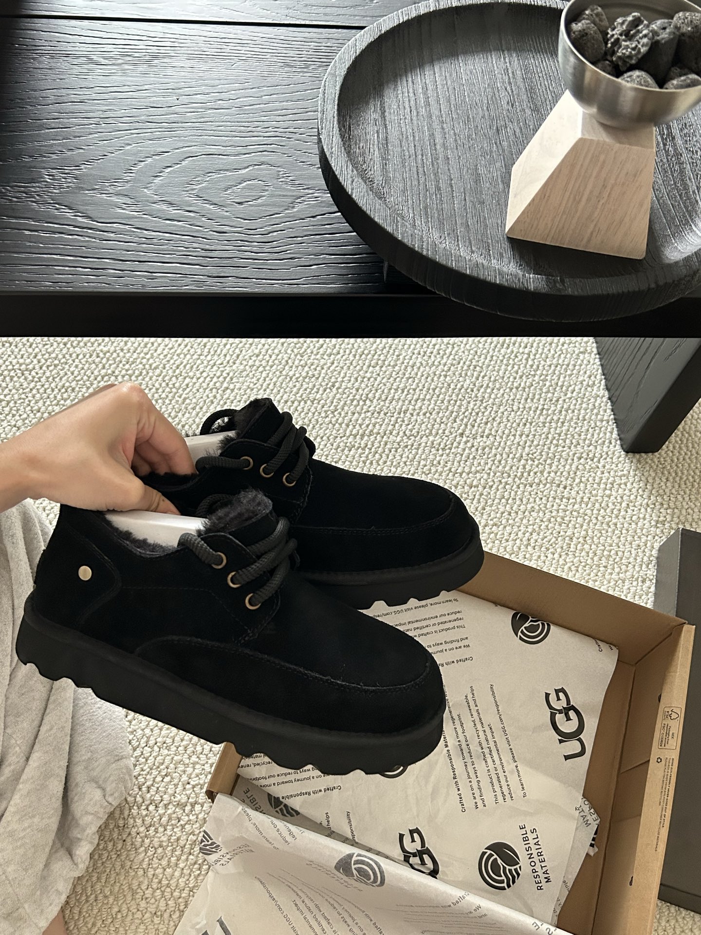 🔥UGG经典系带男鞋，牛皮➕羊毛🦙懒人鞋必备一脚蹬！颜色：羚羊色、栗色 、黑色！码数：40-44码！