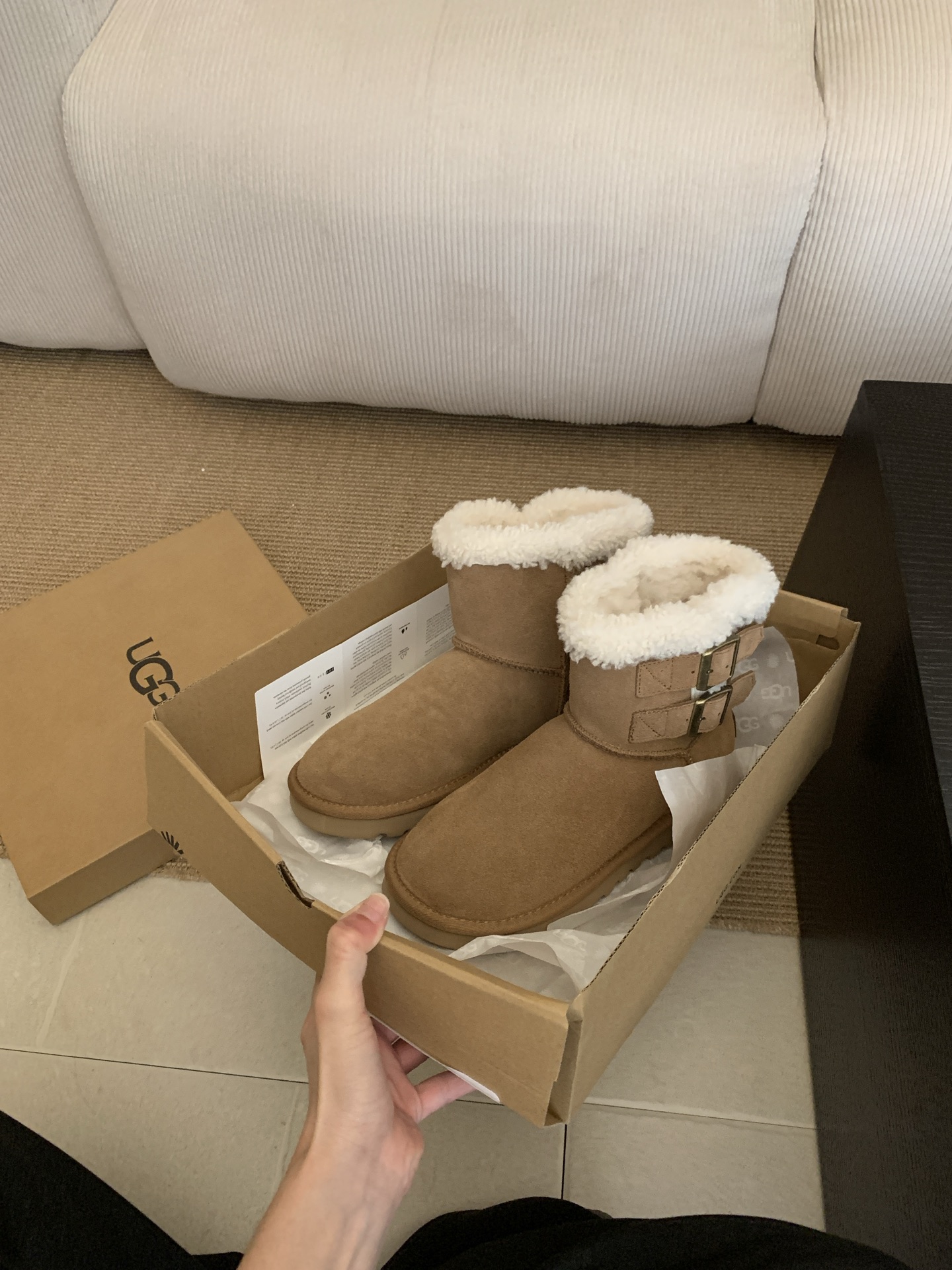 🔥𝐔*𝐠 ₂₀₂₅ . 卷毛二排扣雪地靴.美拉德色女孩的梦中情靴～全手工制作头层牛反绒 内里泰迪羊卷毛搭