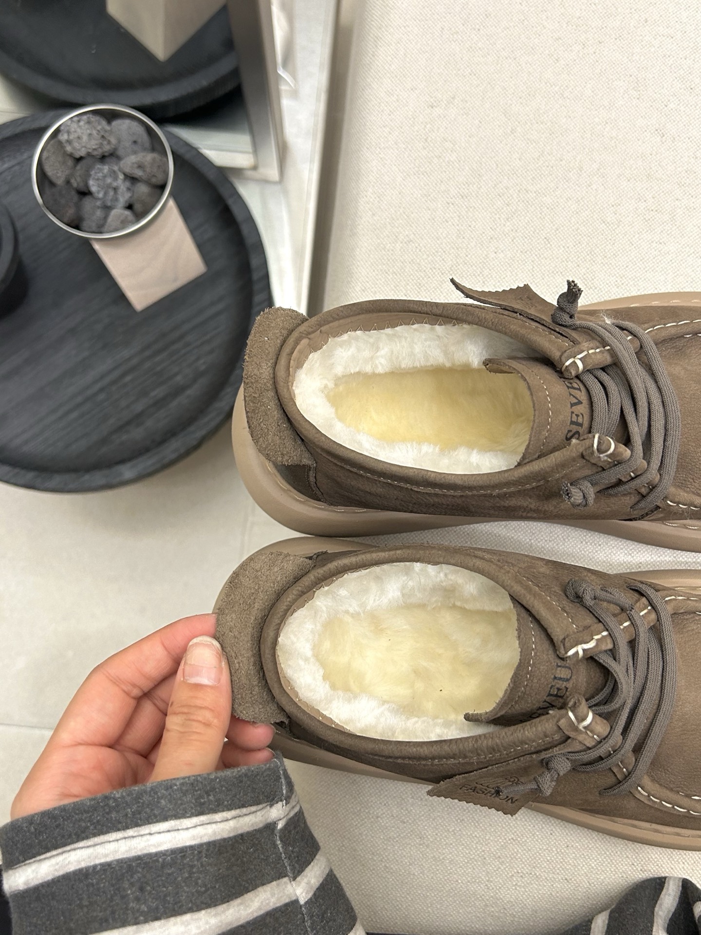 🔥SEVEUGG 男士休闲系带男鞋不挑任何年龄，上脚简单大方、不论商务还是通勤都可头层牛皮！特别好打理〰