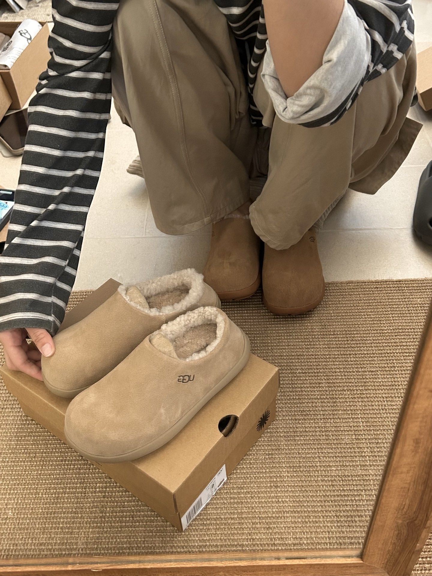 🔥𝐔*𝐠 ₂₀₂₅ . 小土豆全包一脚蹬简单大方又百搭的款式内里泰迪小卷毛 超有秋冬感质感拉满 秋冬必须
