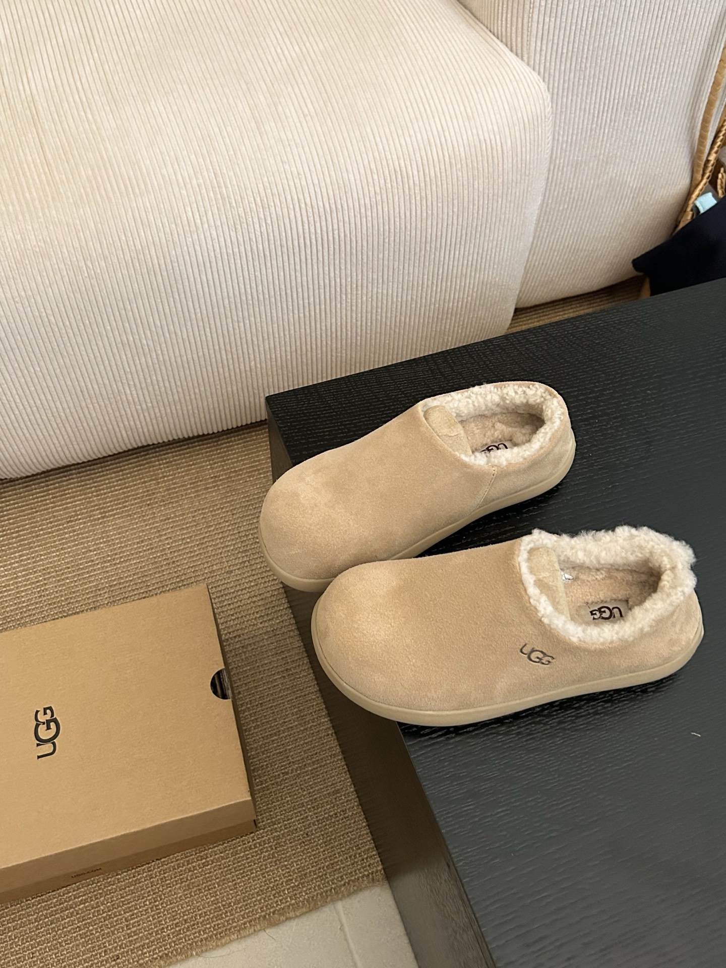 🔥𝐔*𝐠 ₂₀₂₅ . 小土豆全包一脚蹬简单大方又百搭的款式内里泰迪小卷毛 超有秋冬感质感拉满 秋冬必须