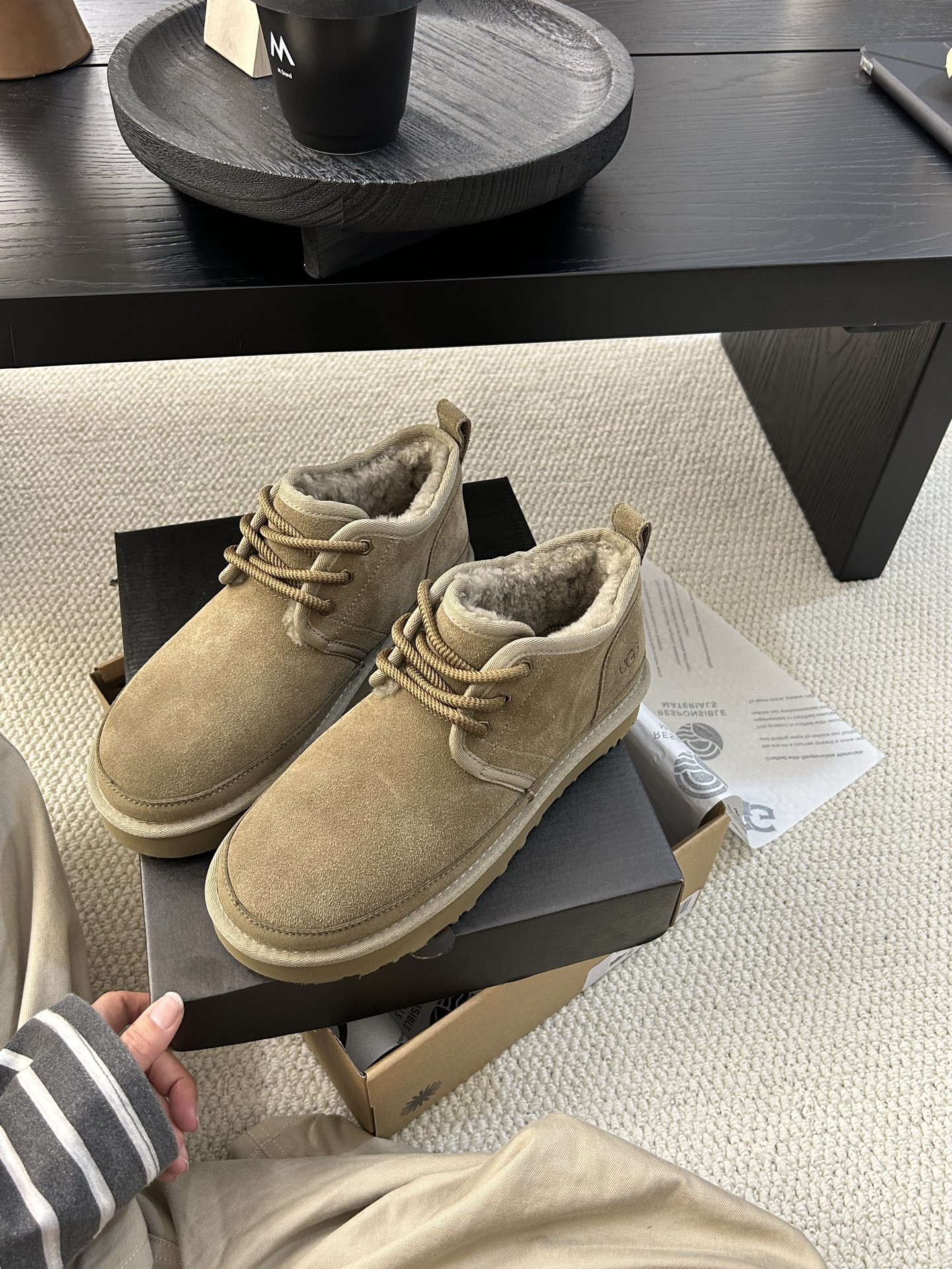 🔥UGG男款粗带小贝轻便男鞋，牛皮羊毛！舒适百搭三色：栗色。羚羊 黑色 ！码数：40-44码！