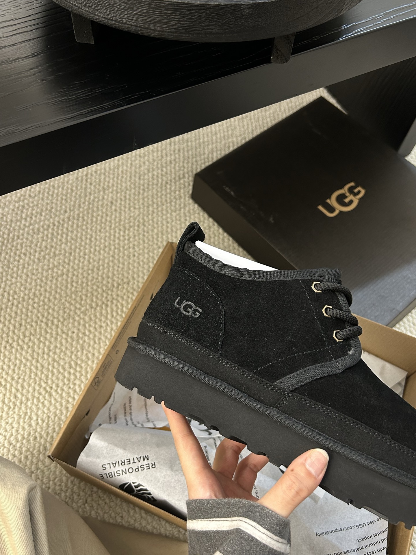 🔥UGG男款粗带小贝轻便男鞋，牛皮羊毛！舒适百搭三色：栗色。羚羊 黑色 ！码数：40-44码！