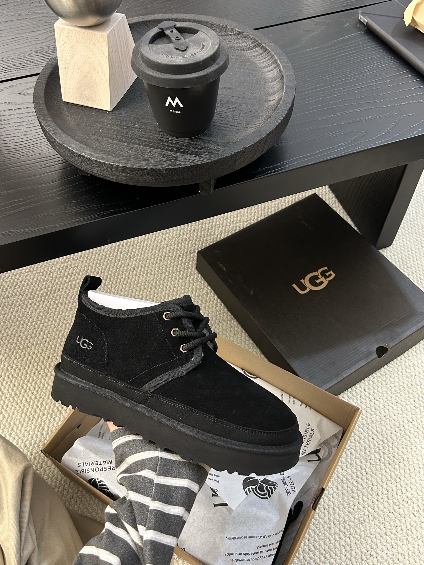 🔥UGG男款粗带小贝轻便男鞋，牛皮羊毛！舒适百搭三色：栗色。羚羊 黑色 ！码数：40-44码！