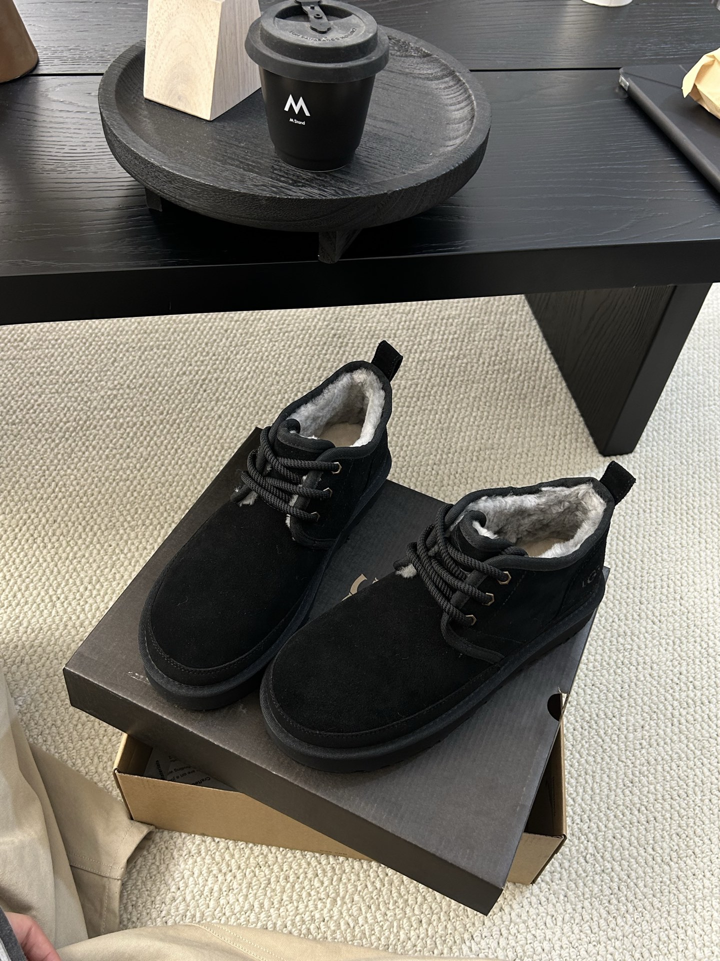 🔥UGG男款粗带小贝轻便男鞋，牛皮羊毛！舒适百搭三色：栗色。羚羊 黑色 ！码数：40-44码！