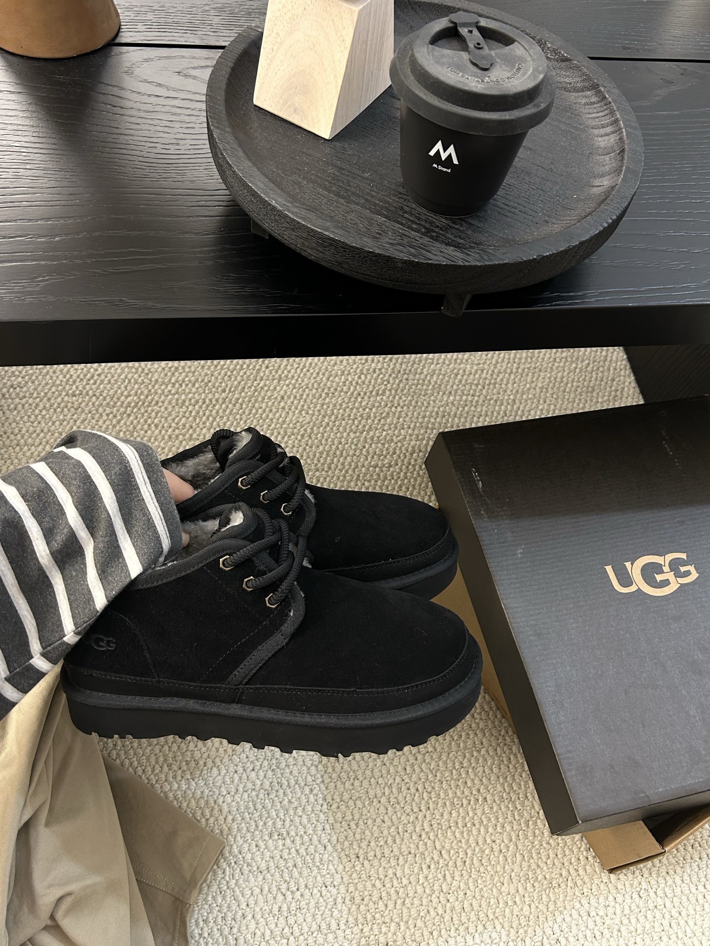 🔥UGG男款粗带小贝轻便男鞋，牛皮羊毛！舒适百搭三色：栗色。羚羊 黑色 ！码数：40-44码！