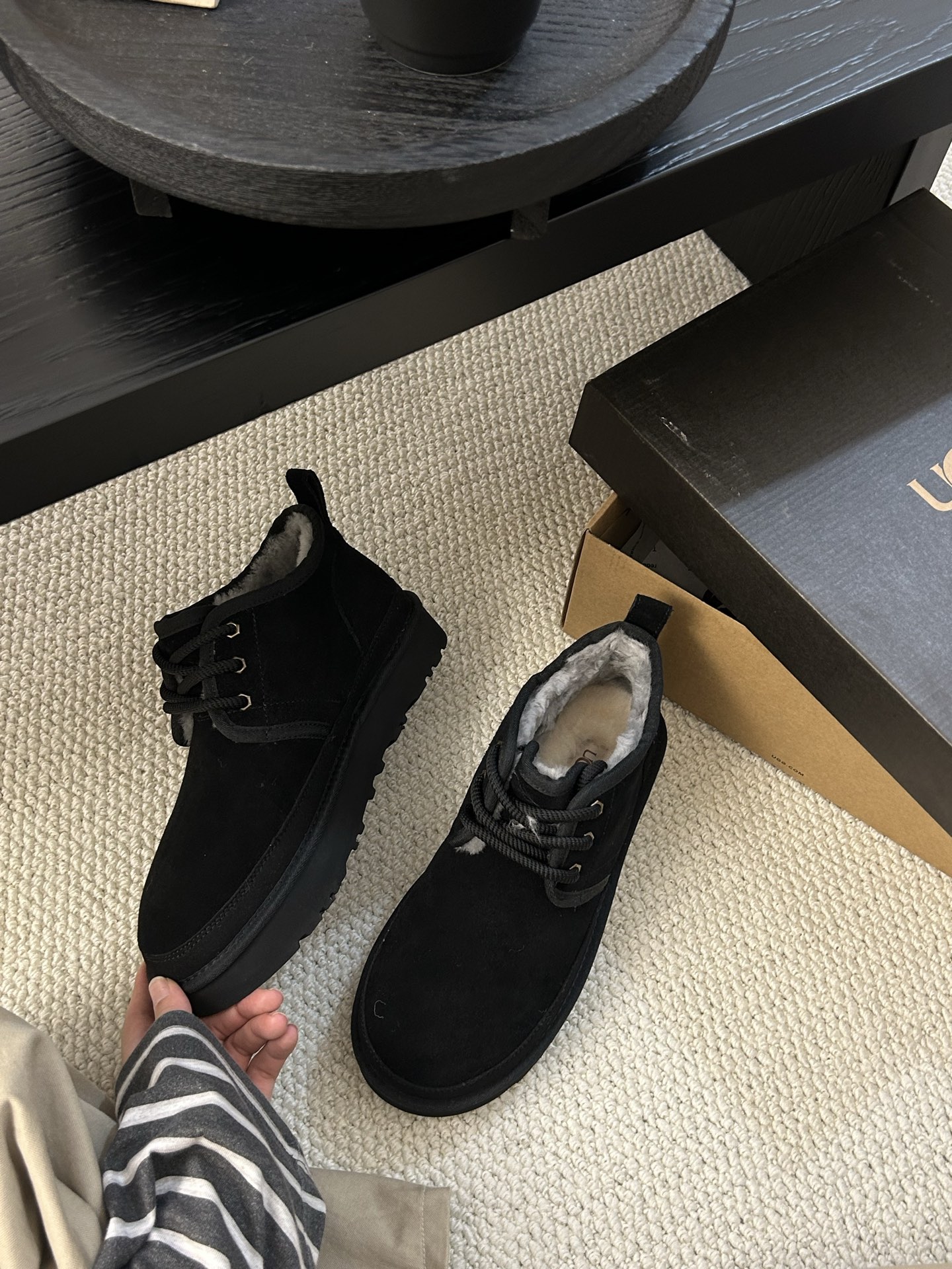 🔥UGG男款粗带小贝轻便男鞋，牛皮羊毛！舒适百搭三色：栗色。羚羊 黑色 ！码数：40-44码！