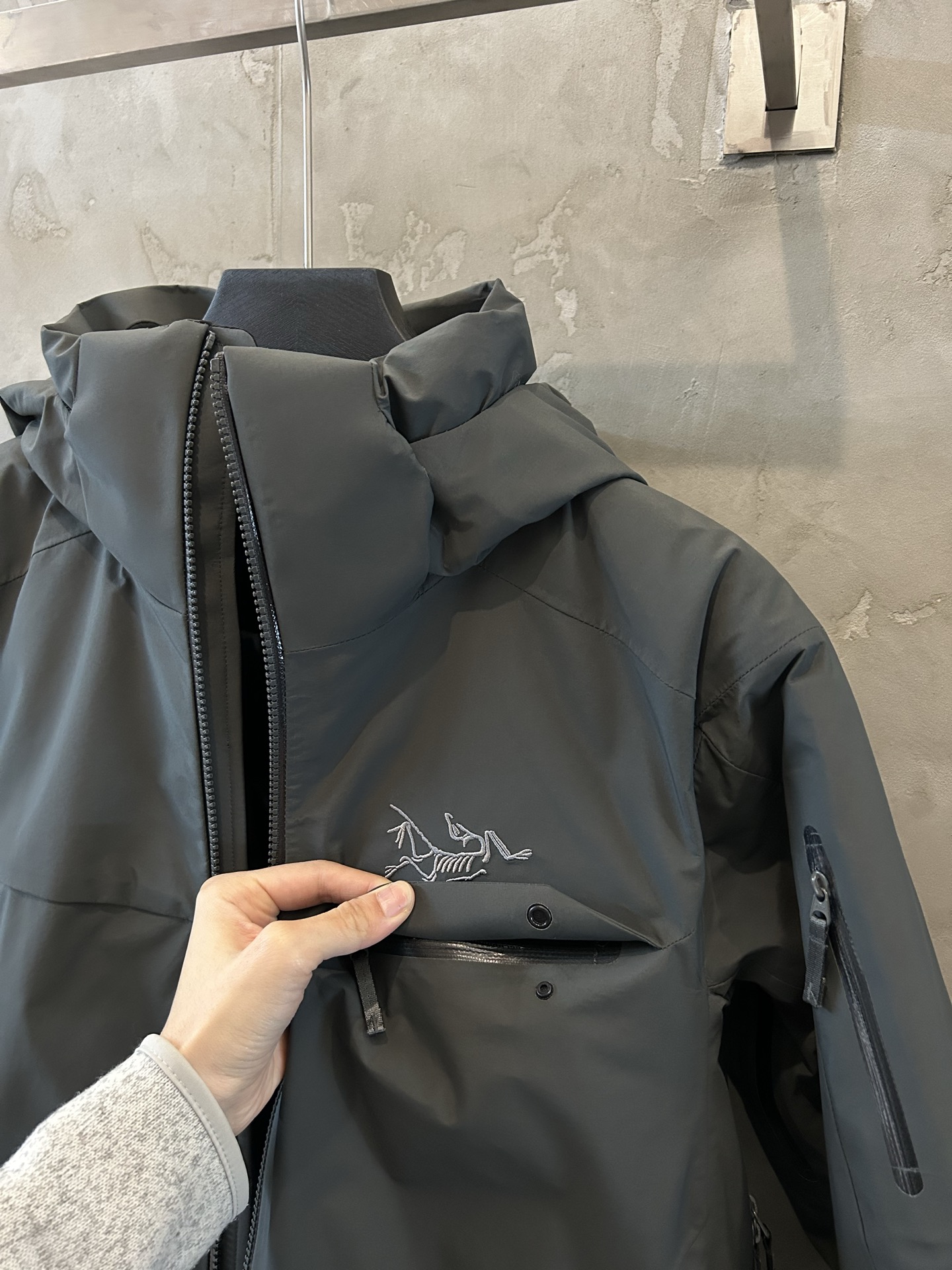 台州最高版本 现货供应秒发🔥 ARC'TERYX 顶级买菜/石墨灰色细节.