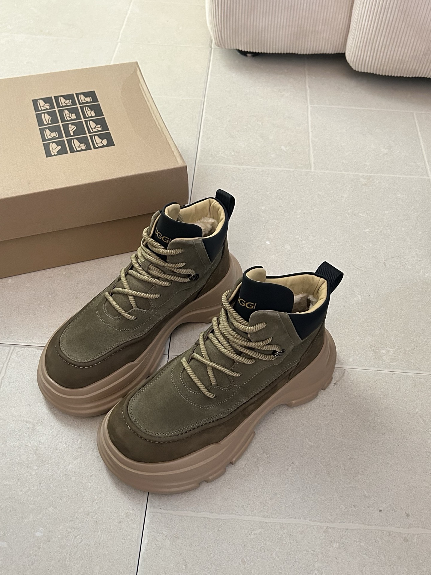 🔥𝐔*𝐠 ₂₀₂₅ . YM-525 工装马丁男鞋时尚感十足 休闲百搭 很年轻系列牛皮鞋面高级又不显老气