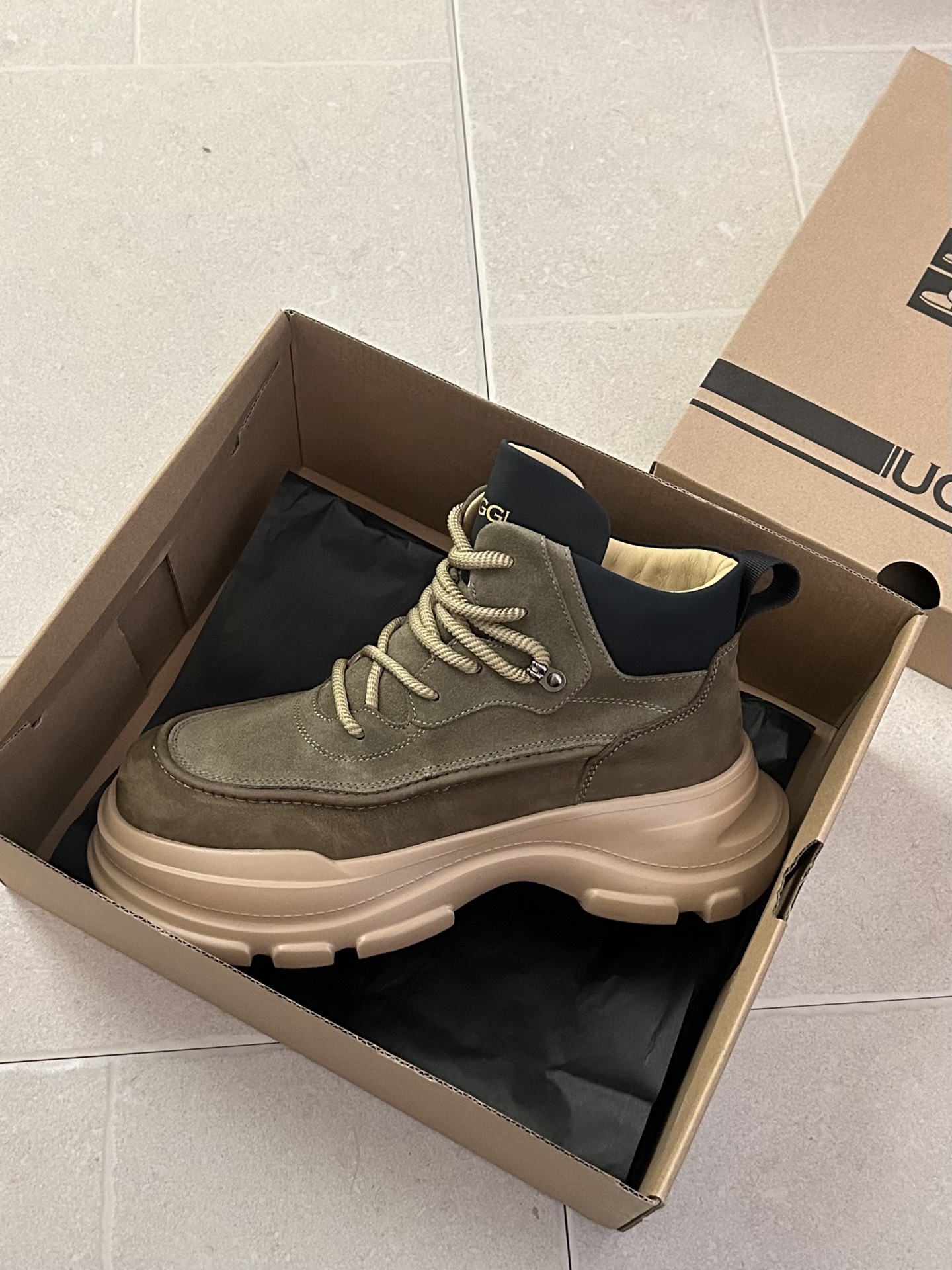 🔥𝐔*𝐠 ₂₀₂₅ . YM-525 工装马丁男鞋时尚感十足 休闲百搭 很年轻系列牛皮鞋面高级又不显老气