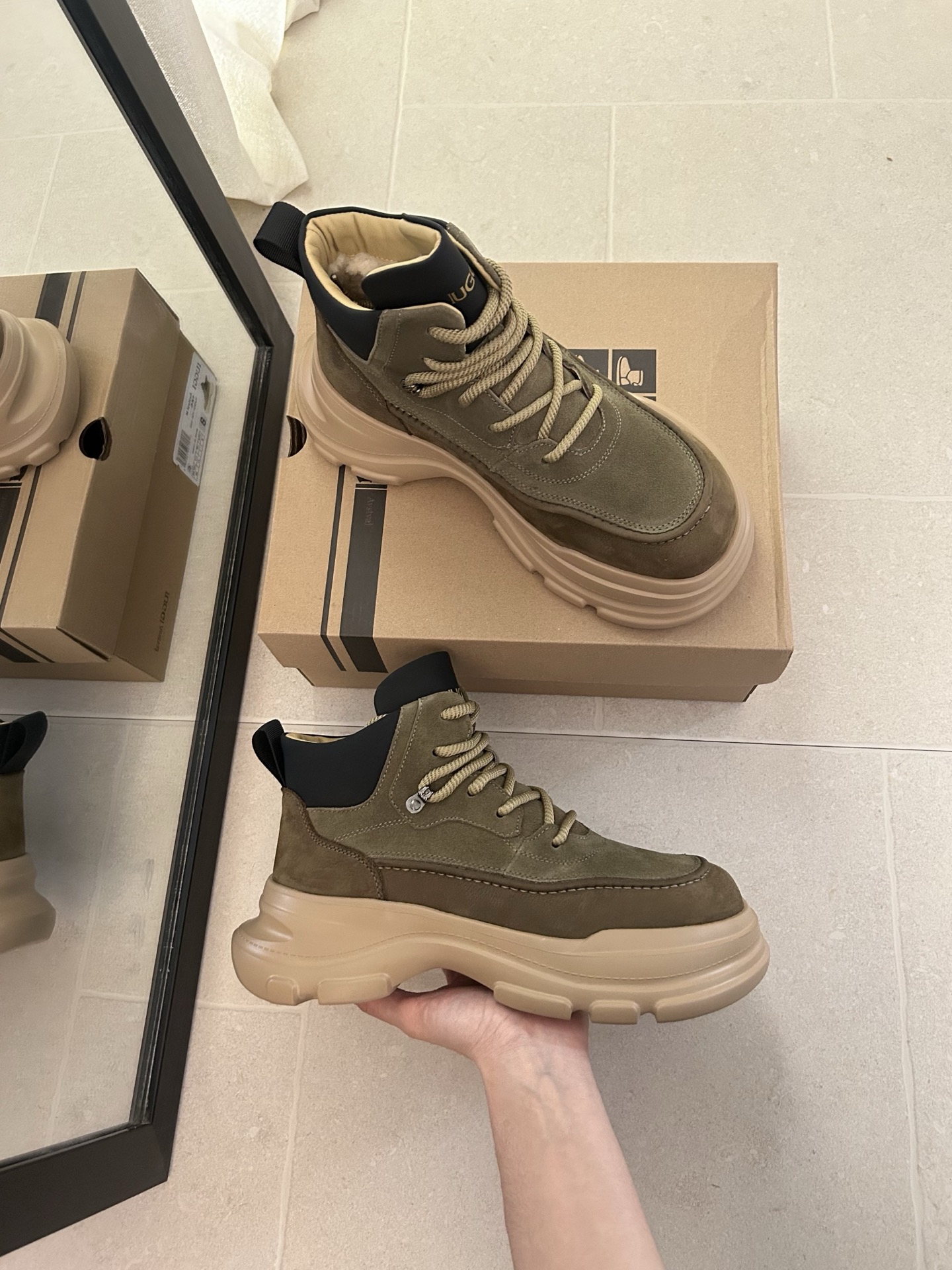 🔥𝐔*𝐠 ₂₀₂₅ . YM-525 工装马丁男鞋时尚感十足 休闲百搭 很年轻系列牛皮鞋面高级又不显老气