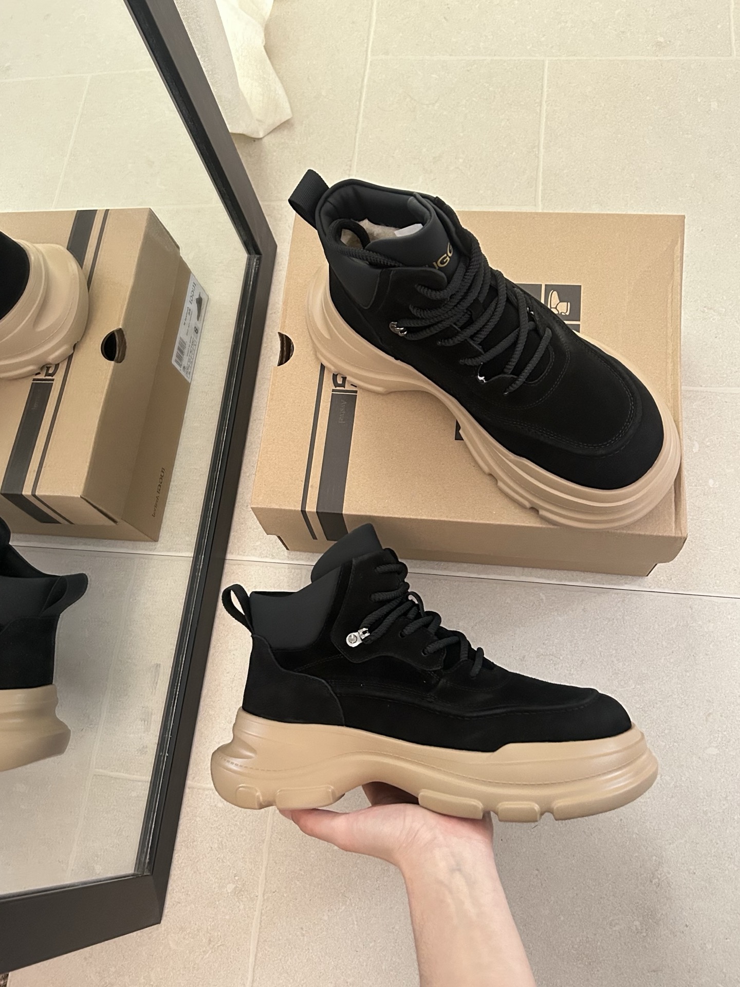 🔥𝐔*𝐠 ₂₀₂₅ . YM-525 工装马丁男鞋时尚感十足 休闲百搭 很年轻系列牛皮鞋面高级又不显老气