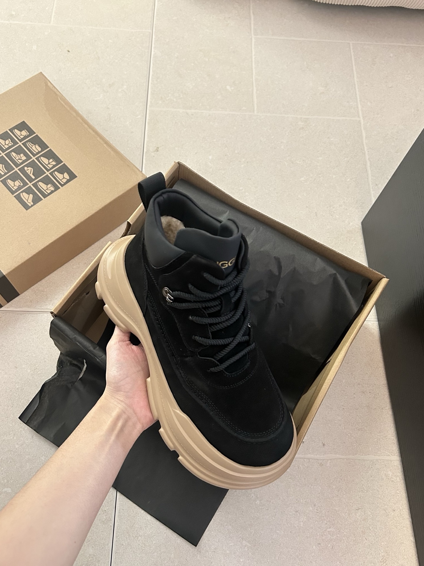🔥𝐔*𝐠 ₂₀₂₅ . YM-525 工装马丁男鞋时尚感十足 休闲百搭 很年轻系列牛皮鞋面高级又不显老气