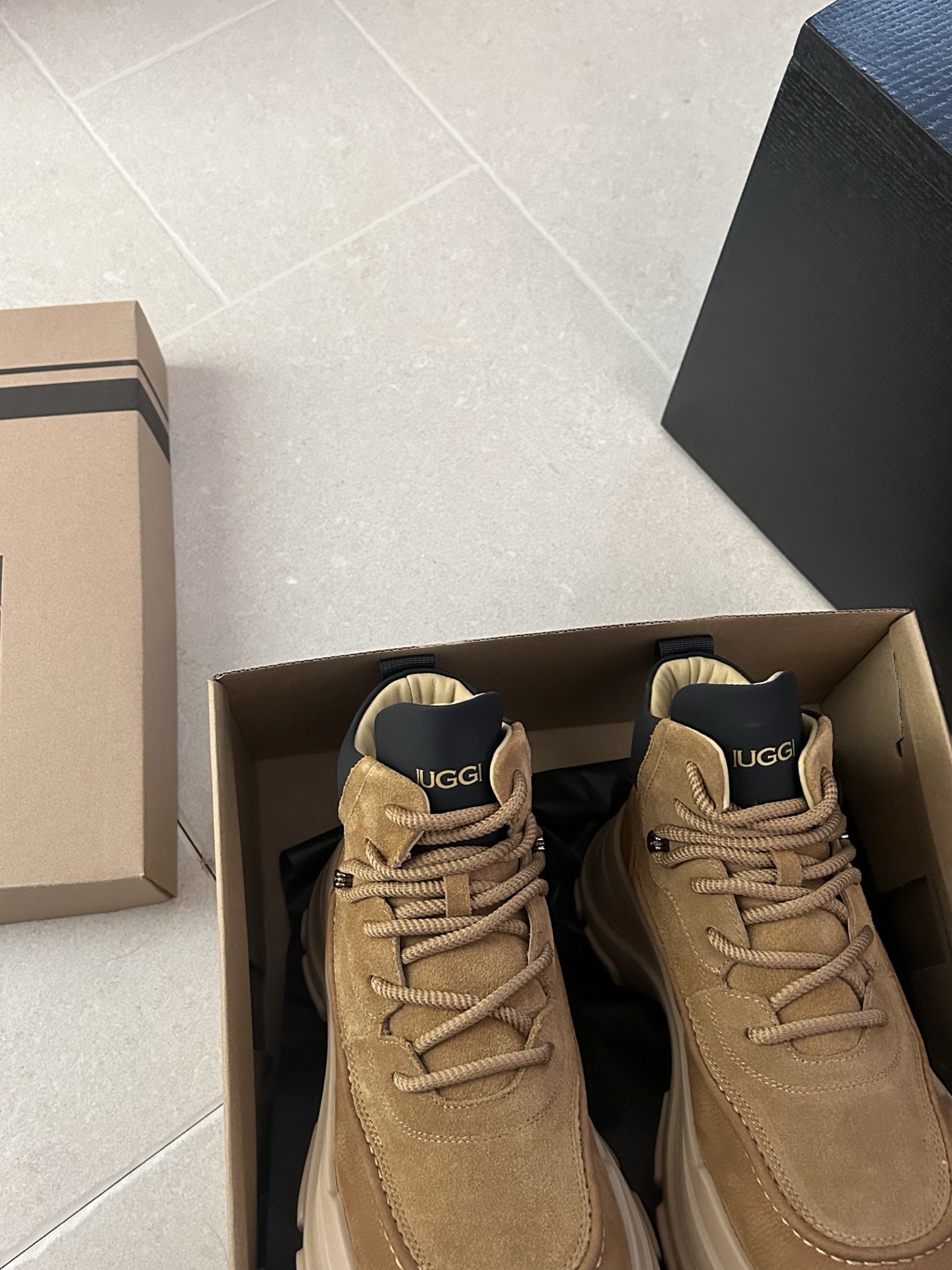🔥𝐔*𝐠 ₂₀₂₅ . YM-525 工装马丁男鞋时尚感十足 休闲百搭 很年轻系列牛皮鞋面高级又不显老气