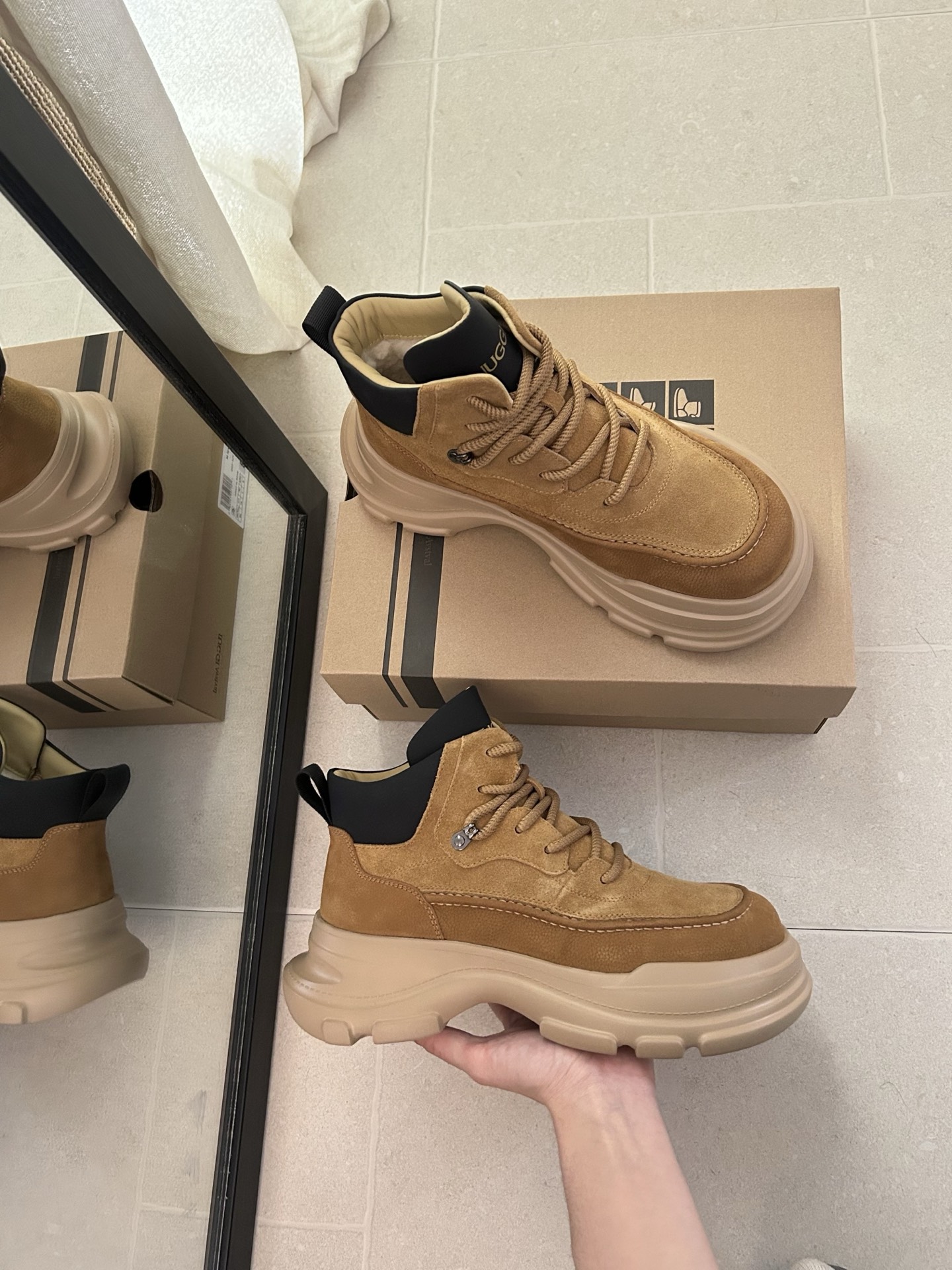 🔥𝐔*𝐠 ₂₀₂₅ . YM-525 工装马丁男鞋时尚感十足 休闲百搭 很年轻系列牛皮鞋面高级又不显老气