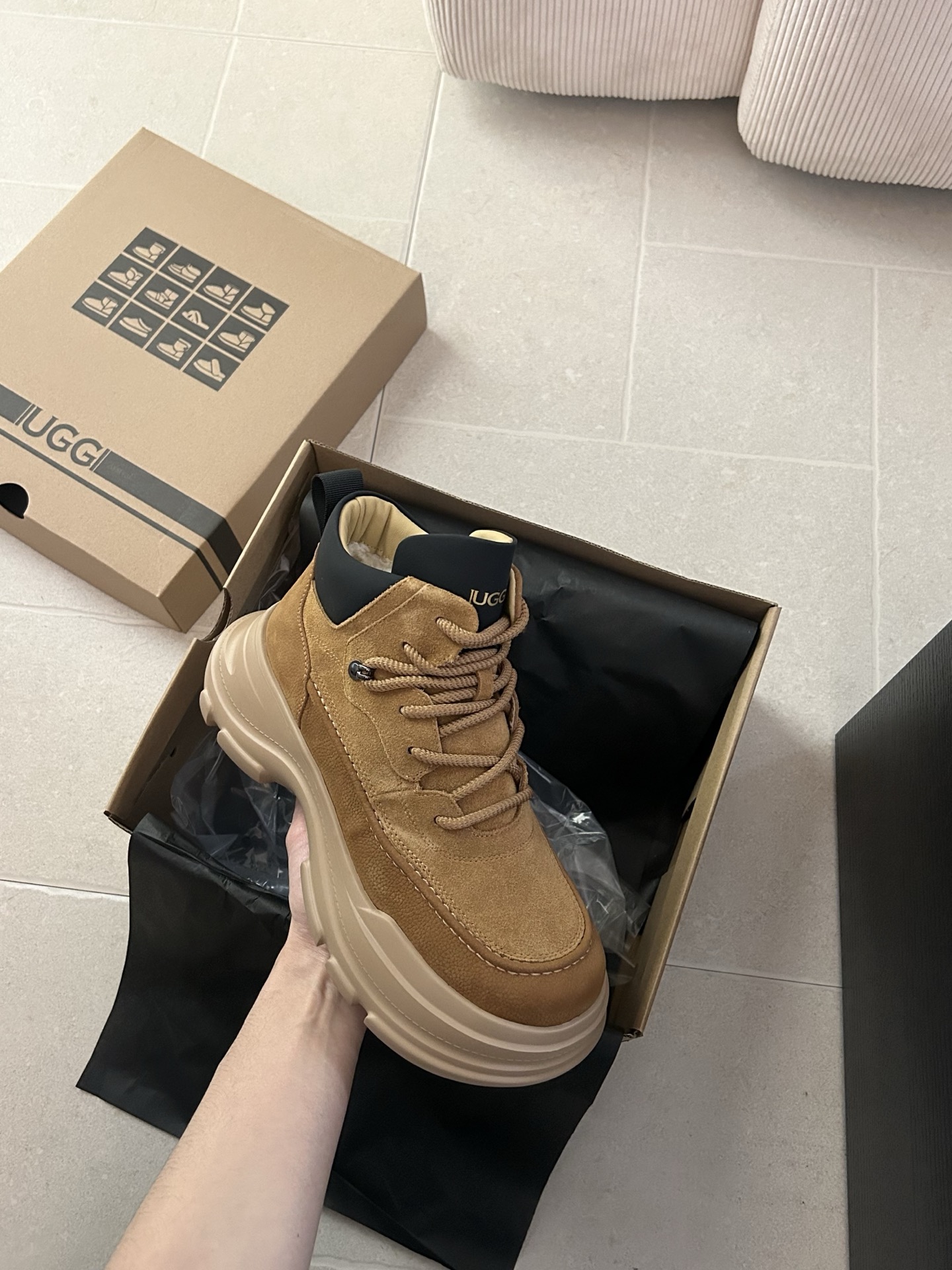 🔥𝐔*𝐠 ₂₀₂₅ . YM-525 工装马丁男鞋时尚感十足 休闲百搭 很年轻系列牛皮鞋面高级又不显老气