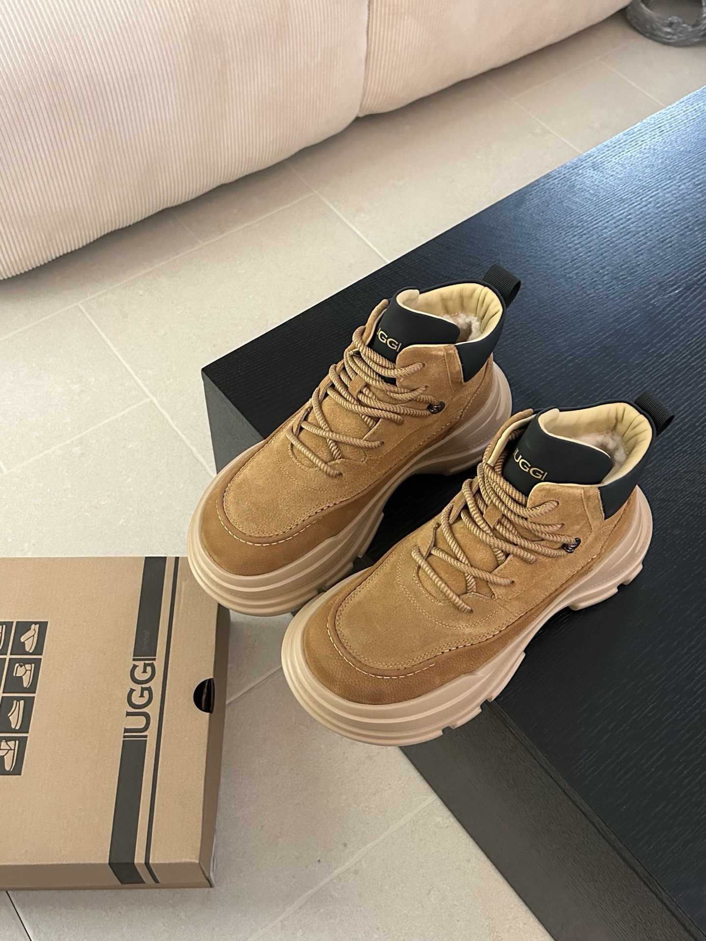 🔥𝐔*𝐠 ₂₀₂₅ . YM-525 工装马丁男鞋时尚感十足 休闲百搭 很年轻系列牛皮鞋面高级又不显老气