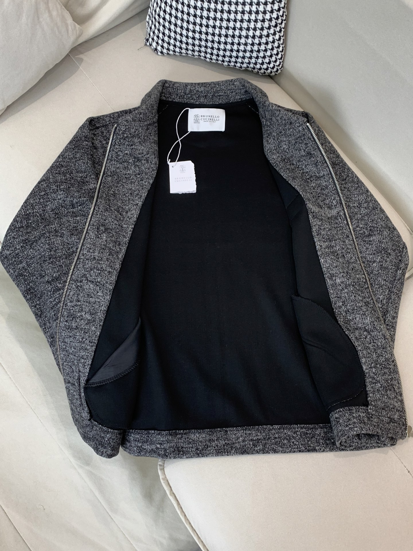 BC-Brunello Cucineli 2025秋冬新款男士针织毛呢夹克外套，众多明星都爱穿的时尚百搭